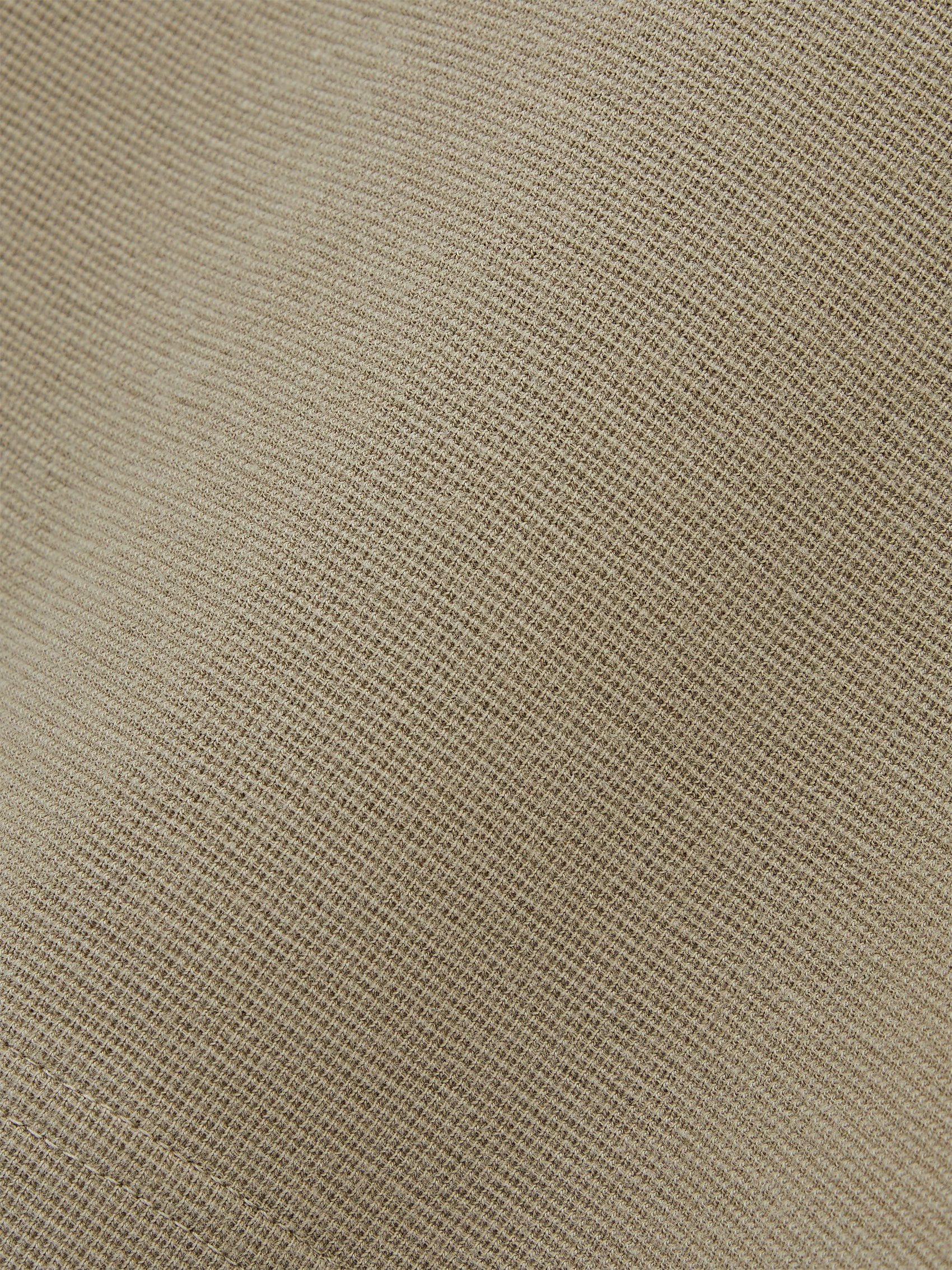 AIIZ Men's Solid Texture Polo Shirt
