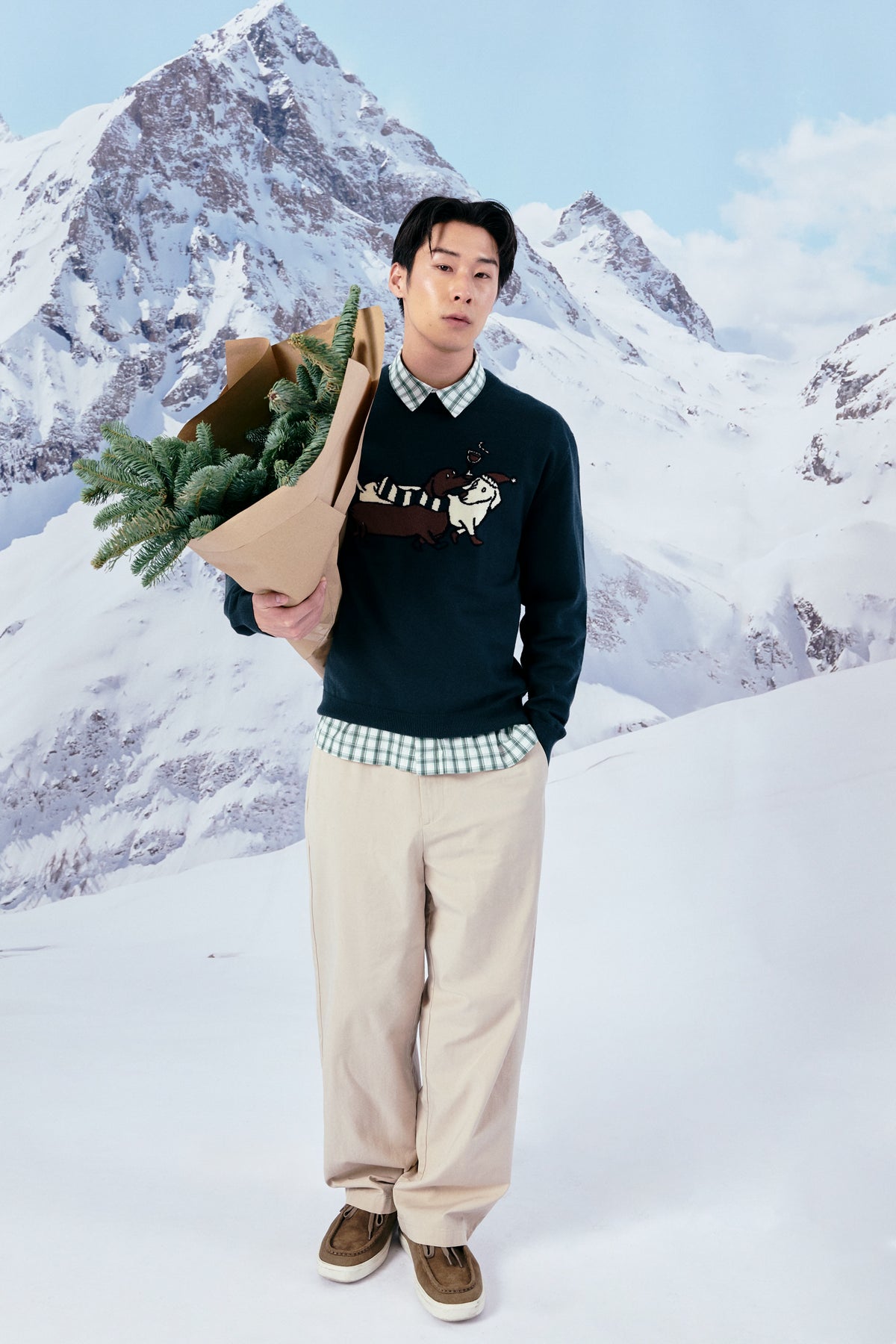 AIIZ Men's Tis’ Jolly Season Sweater
