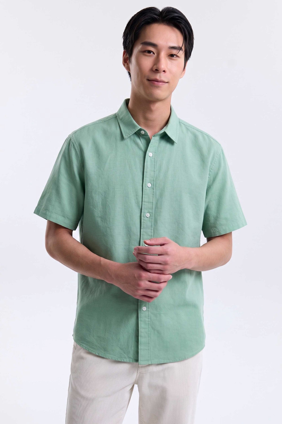AIIZ Men's Relaxed Short Sleeve Shirt