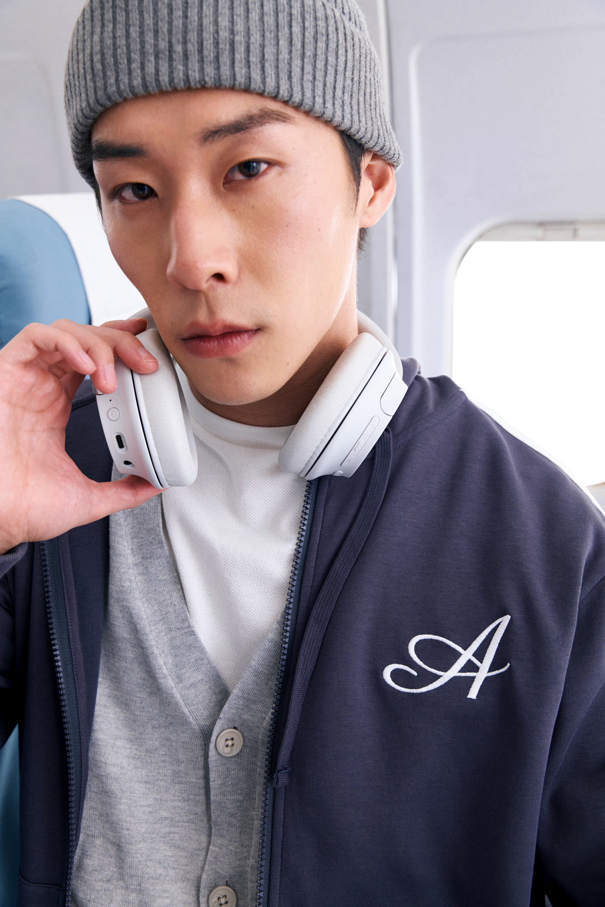 AIIZ Men’s Embroidered Logo Hoodie