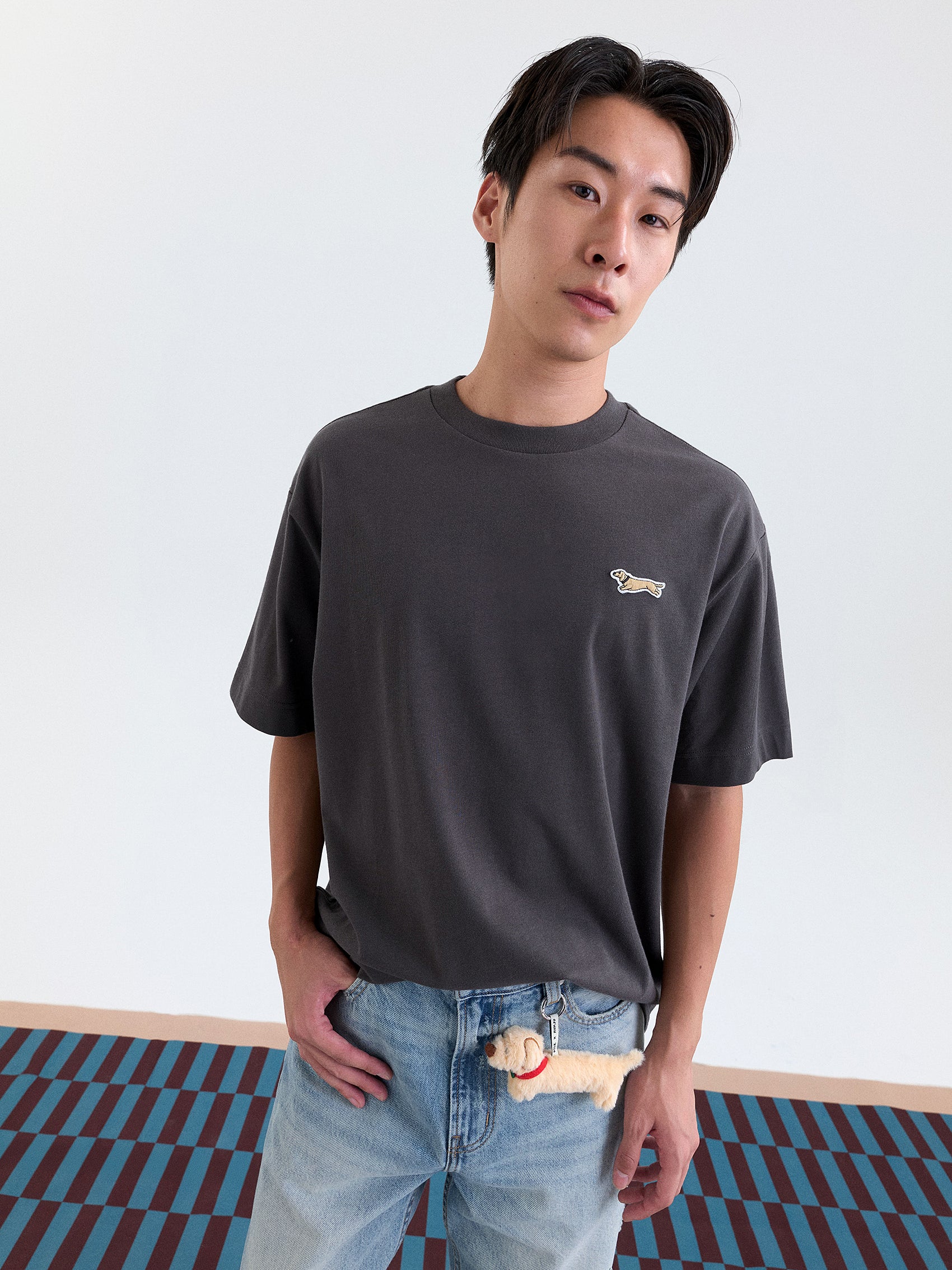 AIIZ Men's Graphic T-Shirt