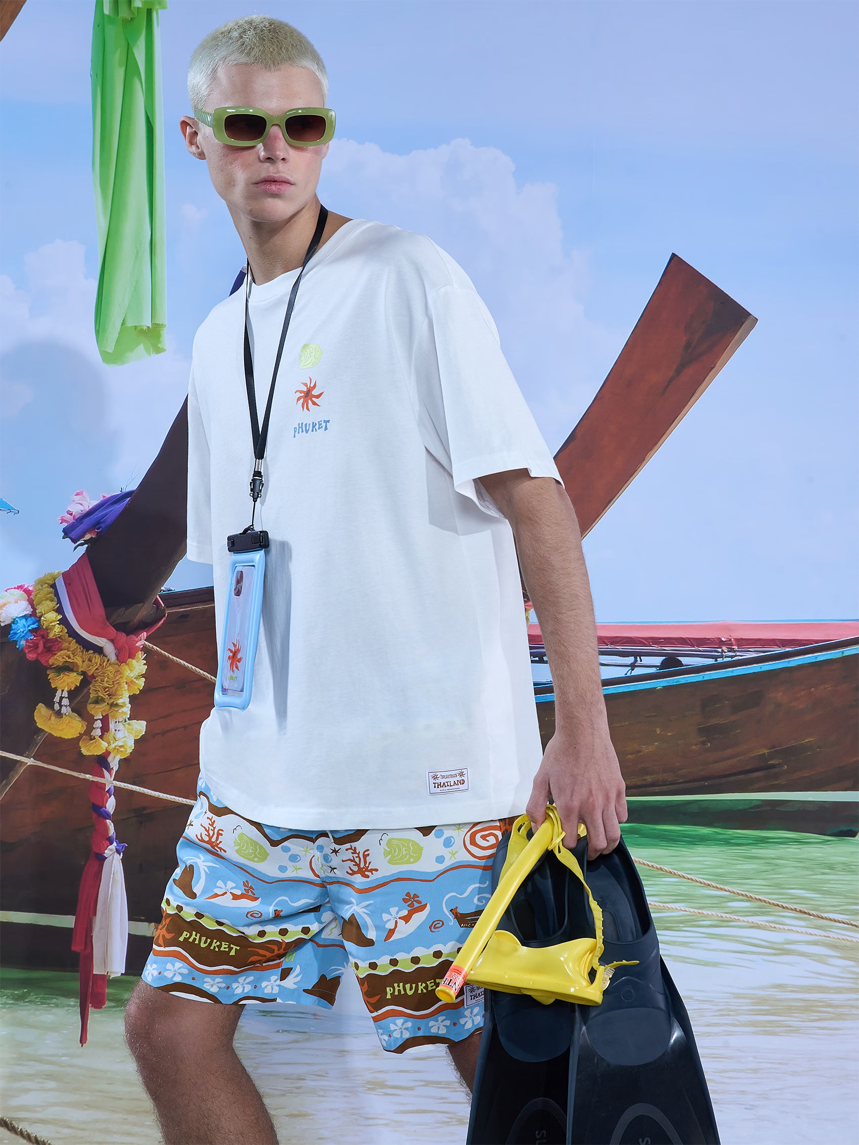 AIIZ Sawasdee Thailand Printed Easy Shorts