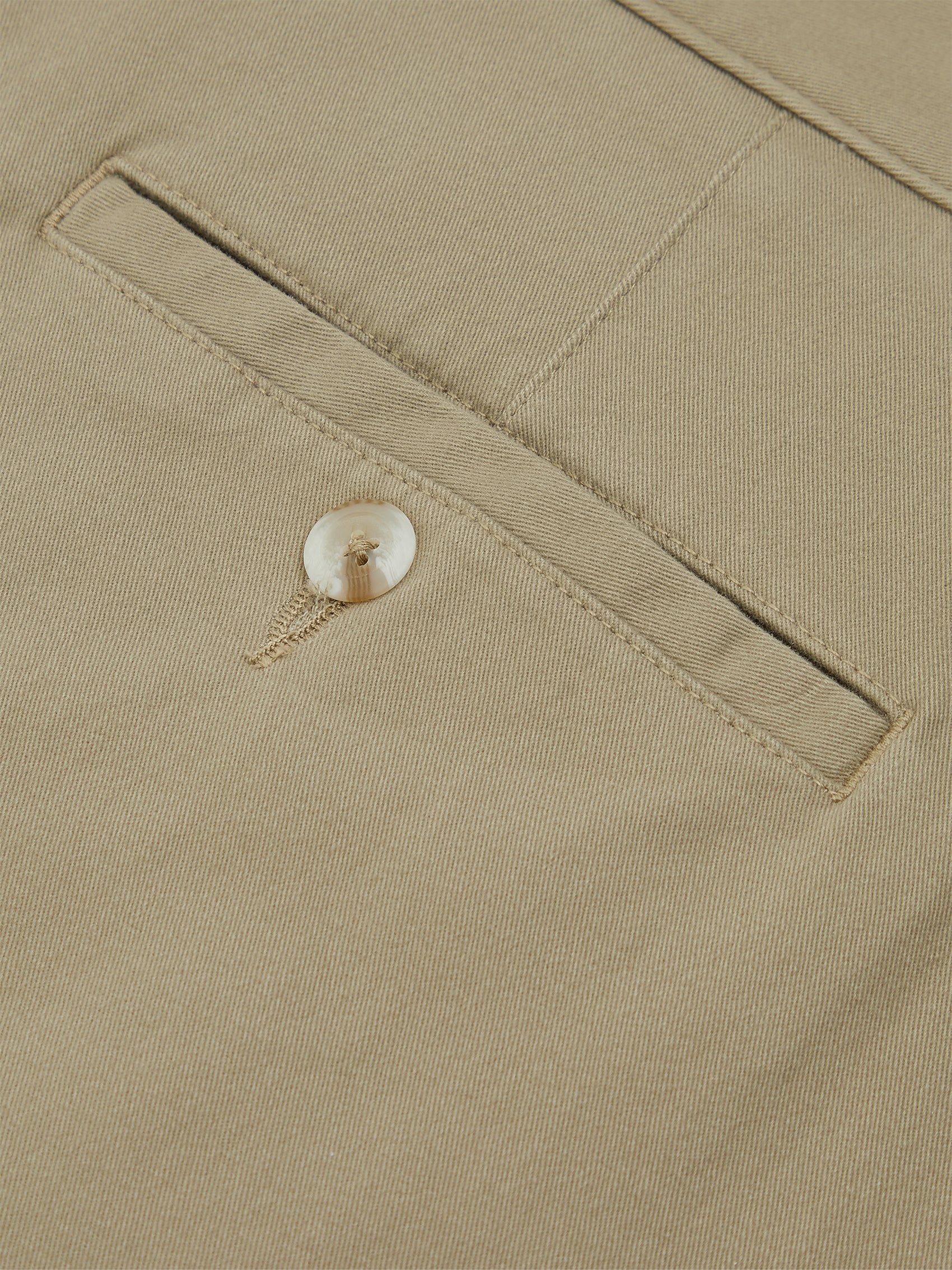 AIIZ Men's Bermuda Shorts