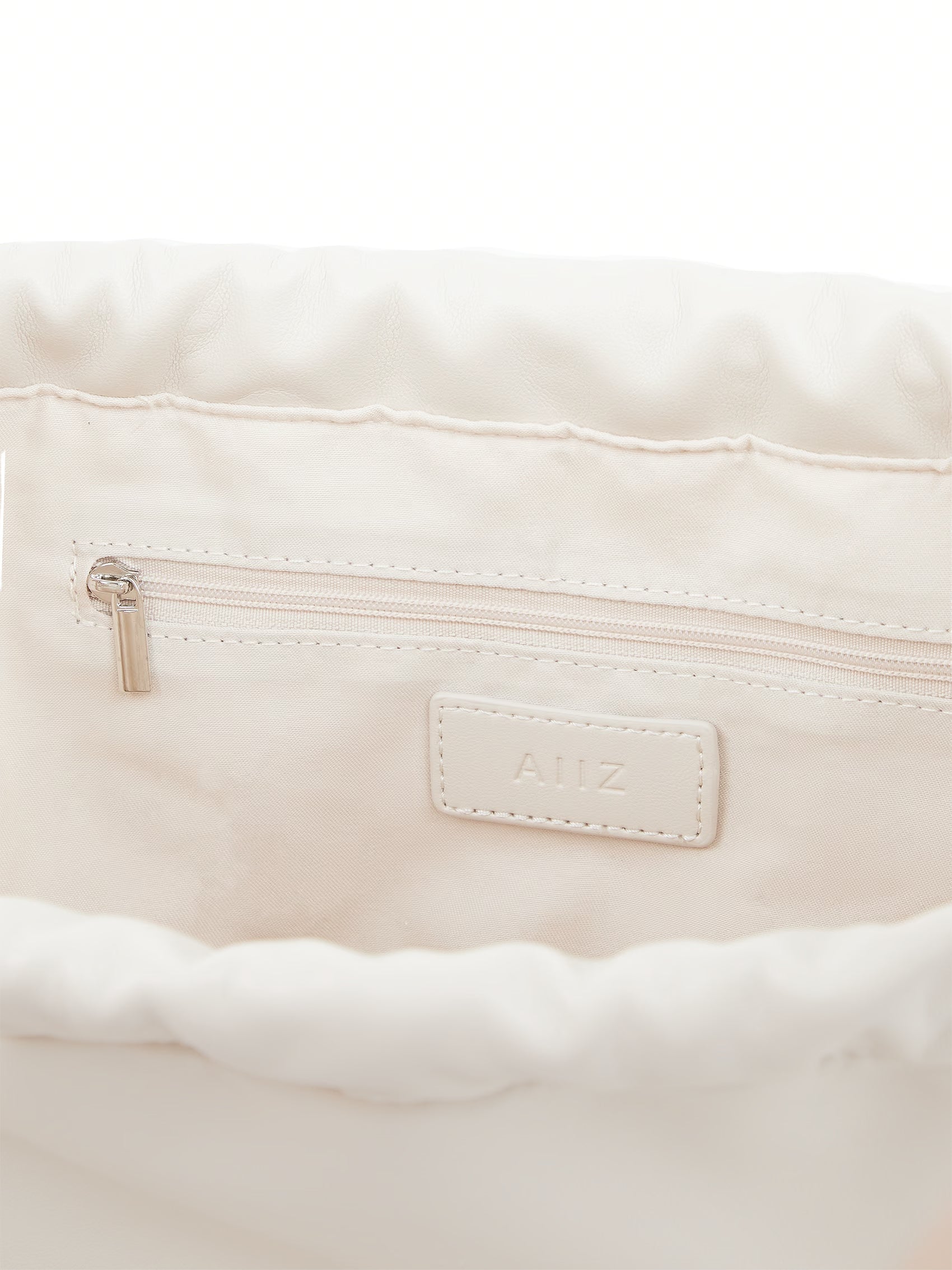 AIIZ Drawstring Bag