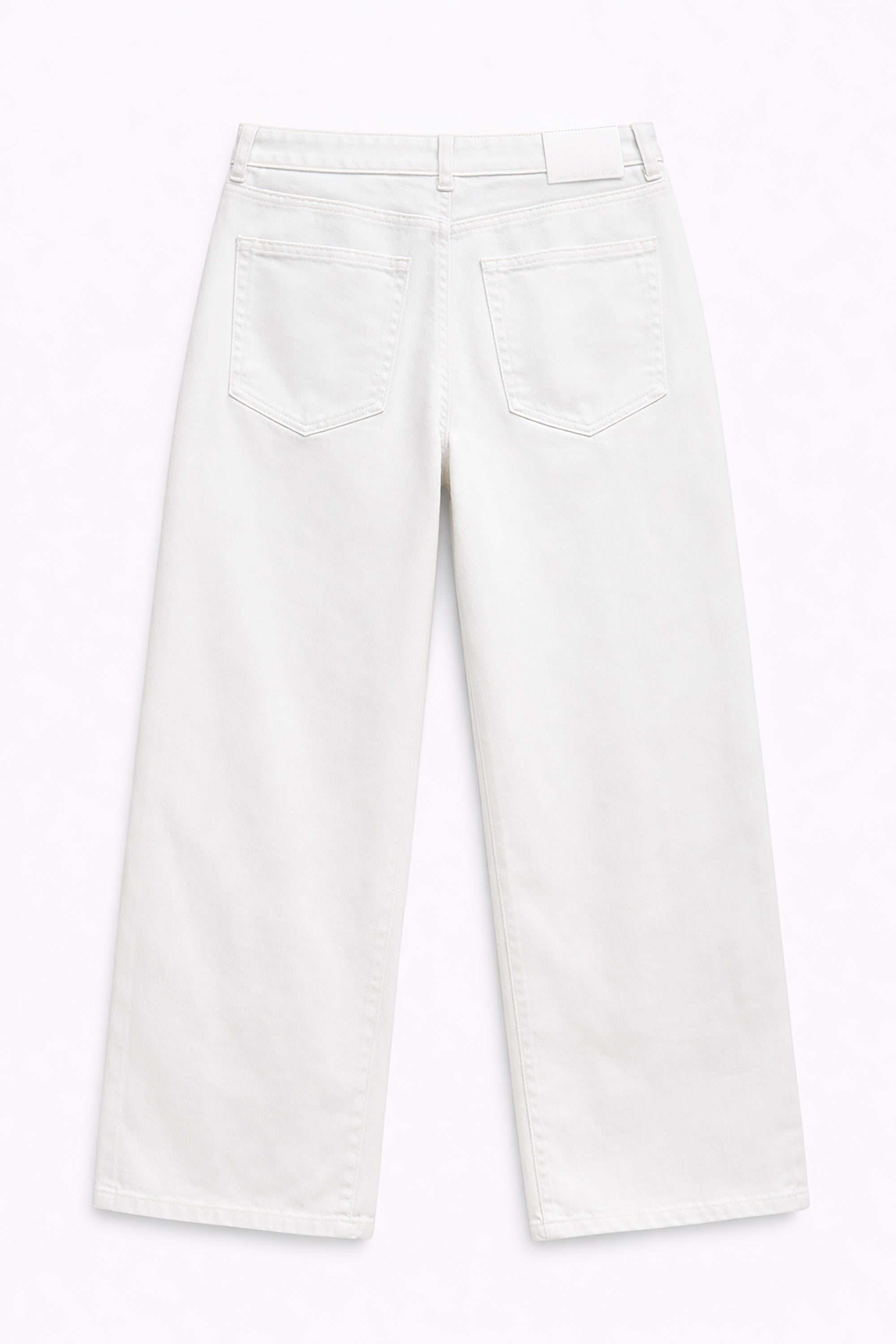 AIIZ (a.moment) Baggy Jeans
