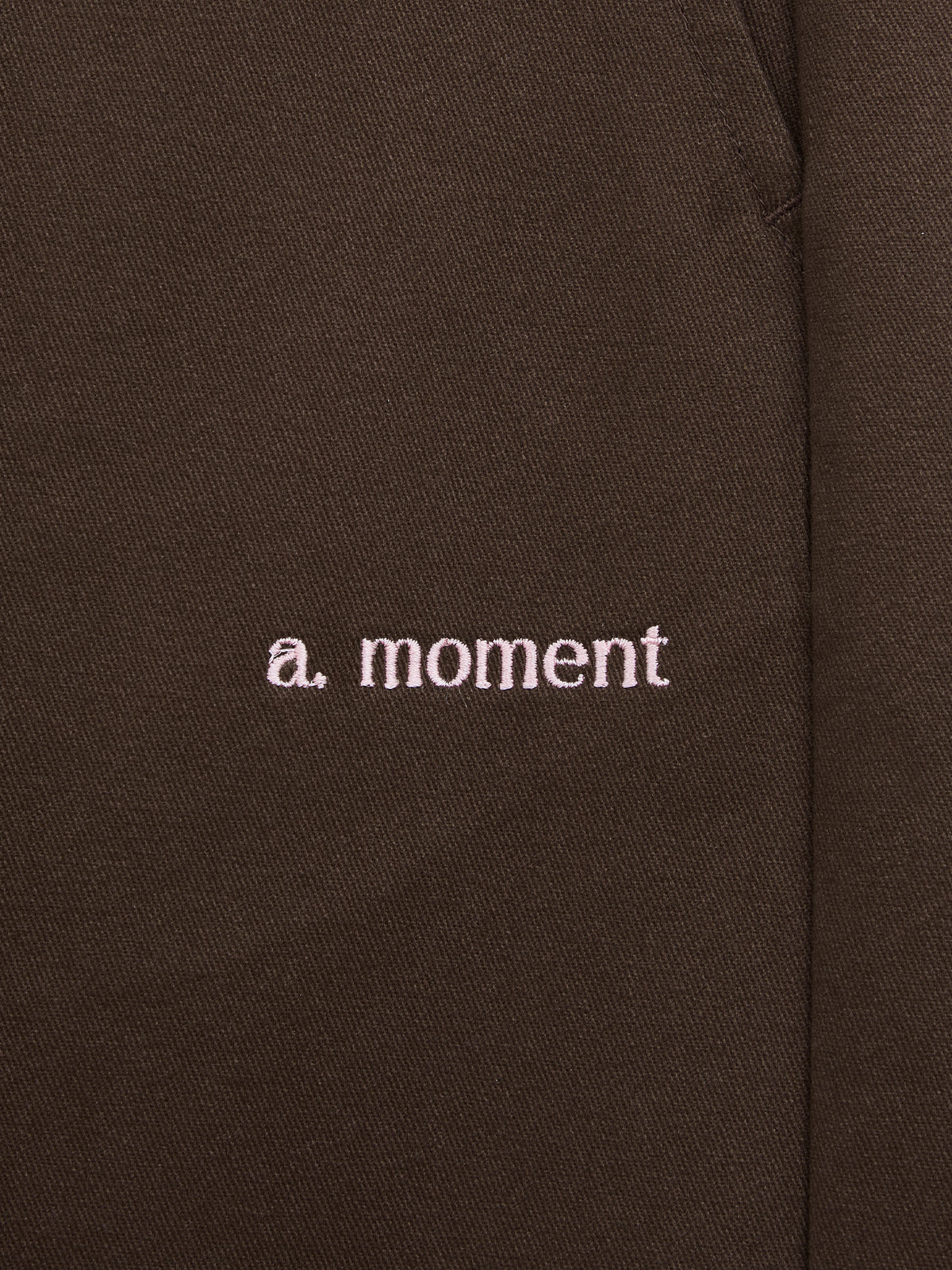 AIIZ (a.moment)Jorts