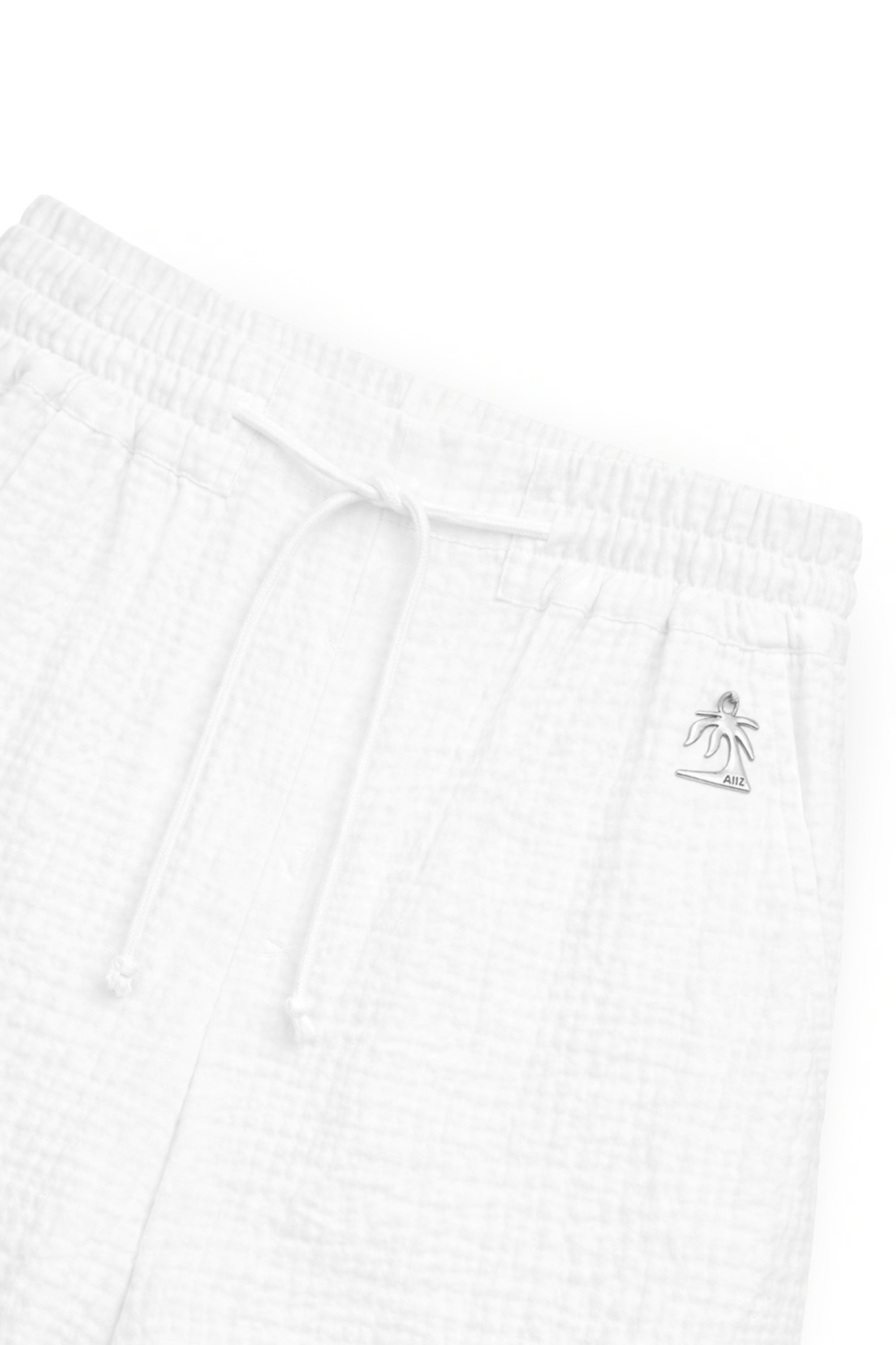 AIIZ Women's Texture Easy Shorts