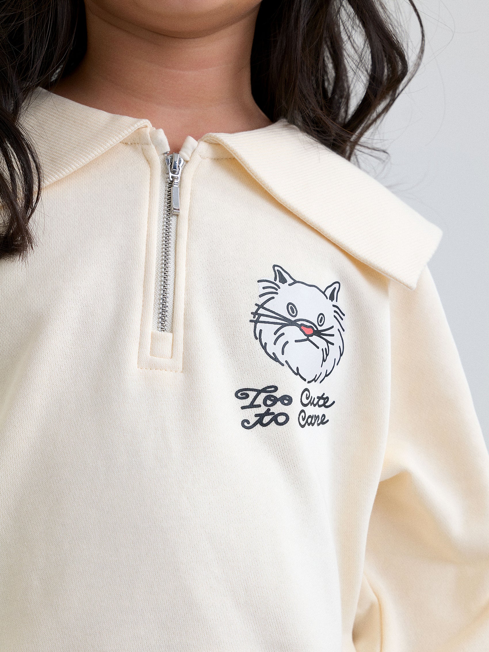 AIIZ Girl's Petite Cafe Collor Sweatshirt