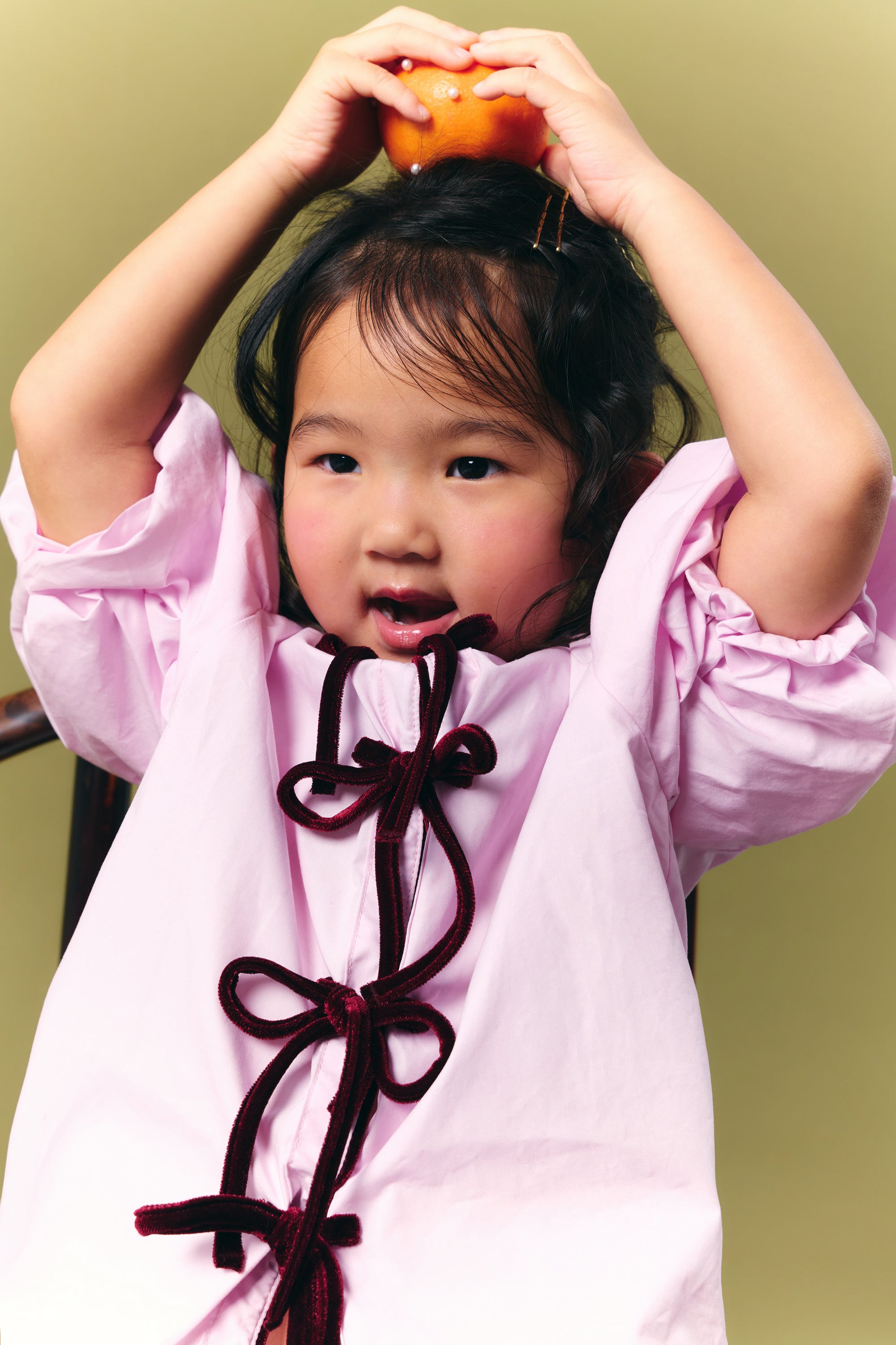 AIIZ Girl's Puffed Sleeve Blouse with Bow Tie