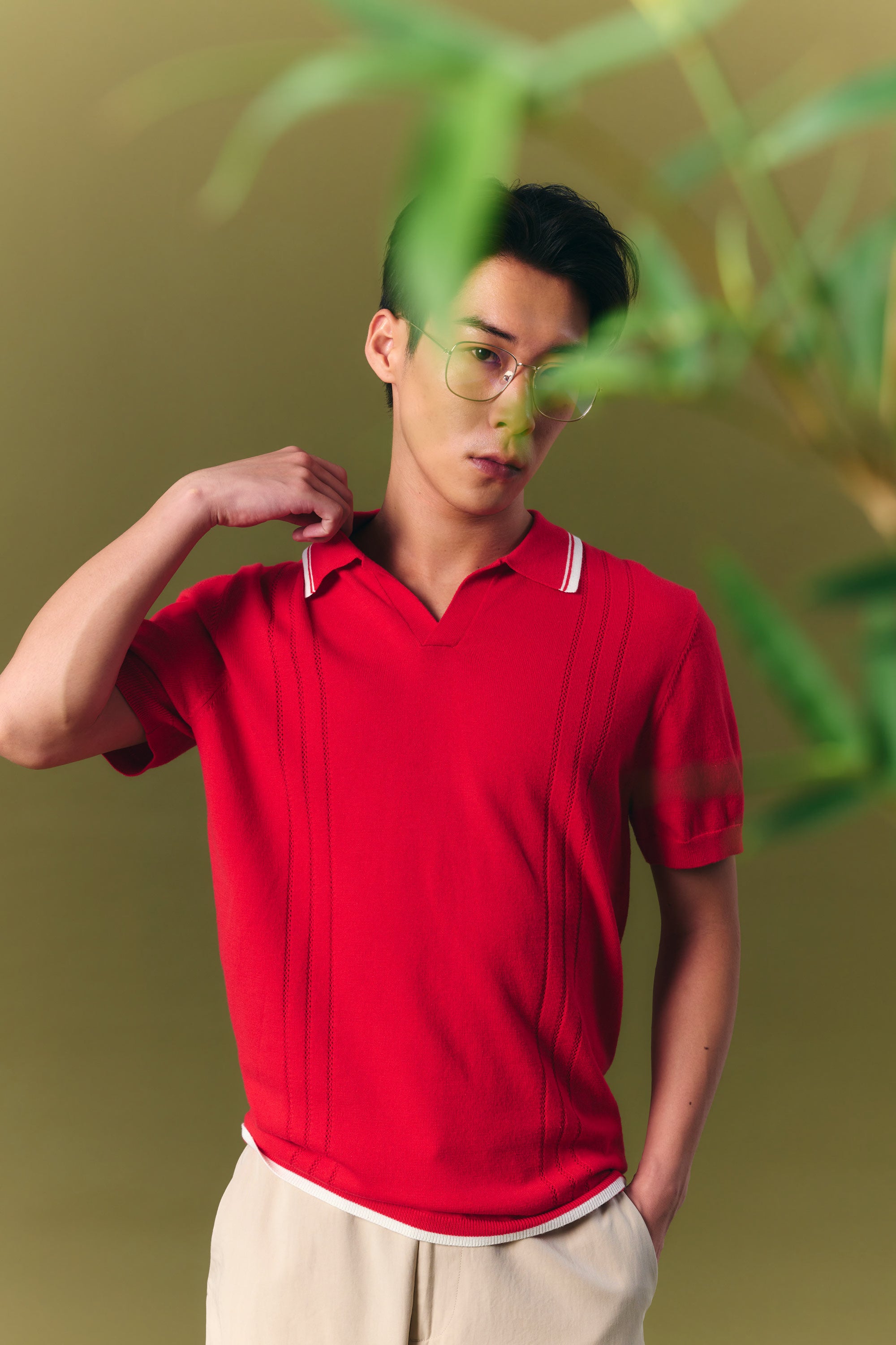 AIIZ Men's Short Sleeve Knitted Polo with Tipping