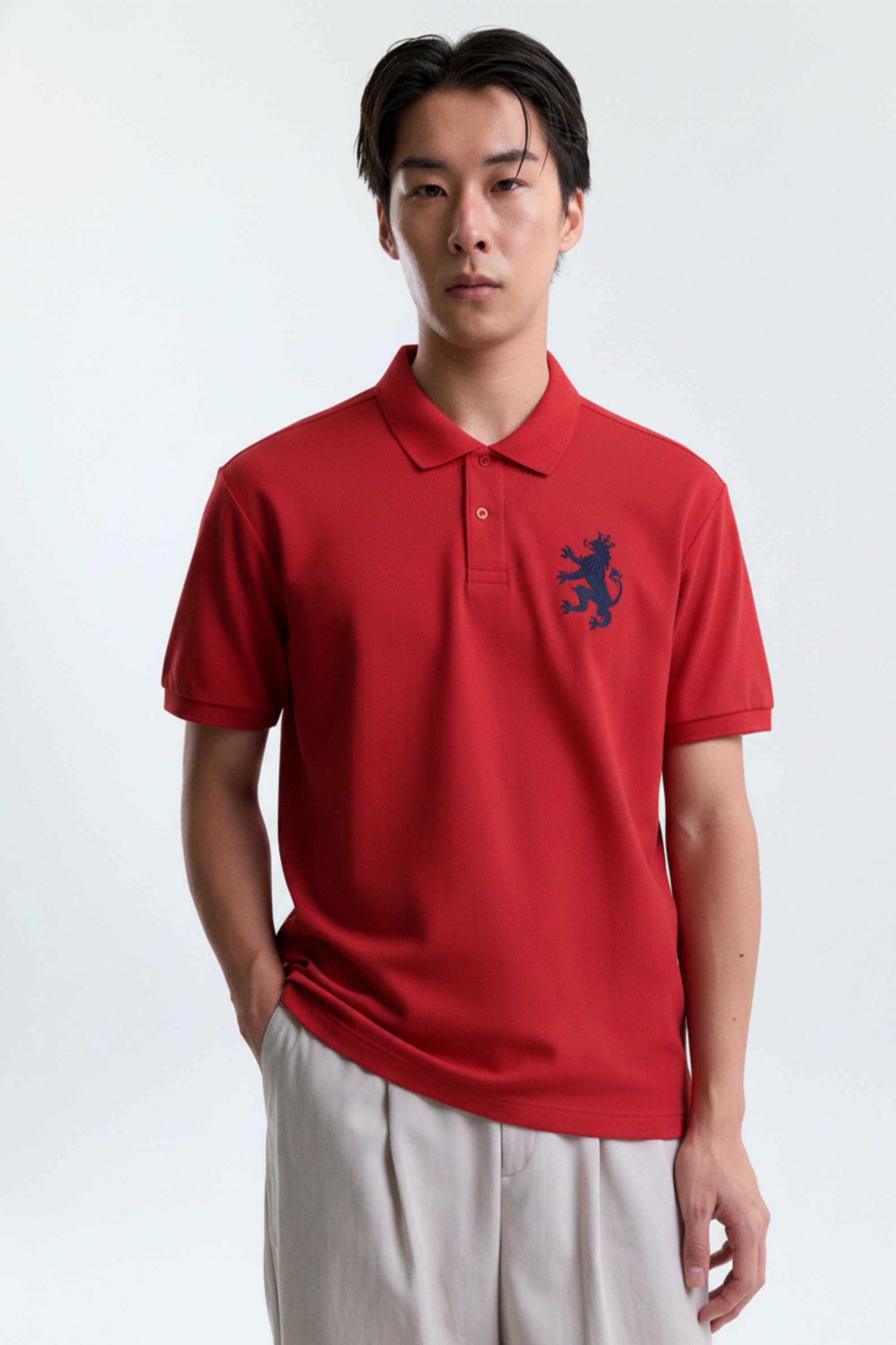 AIIZ Men's Big Lion Pique Polo Shirt (Red / S)