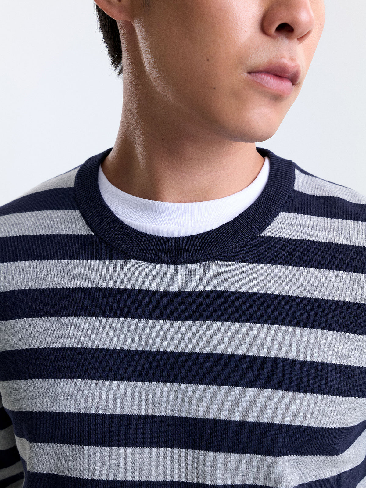 AIIZ Men's Striped Sweater
