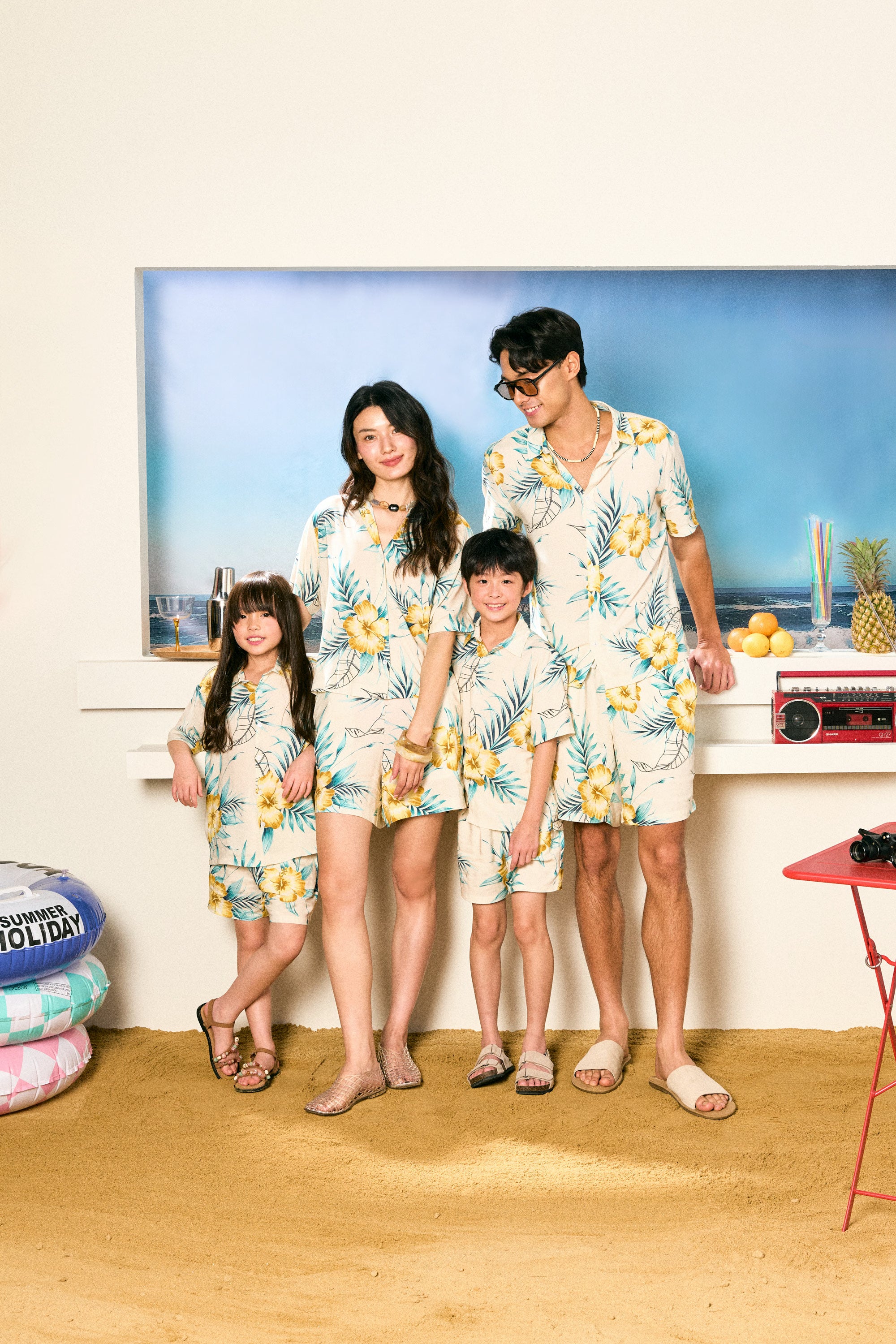 AIIZ Men’s Songkran Floral Short-Sleeve Shirt – 100% Rayon