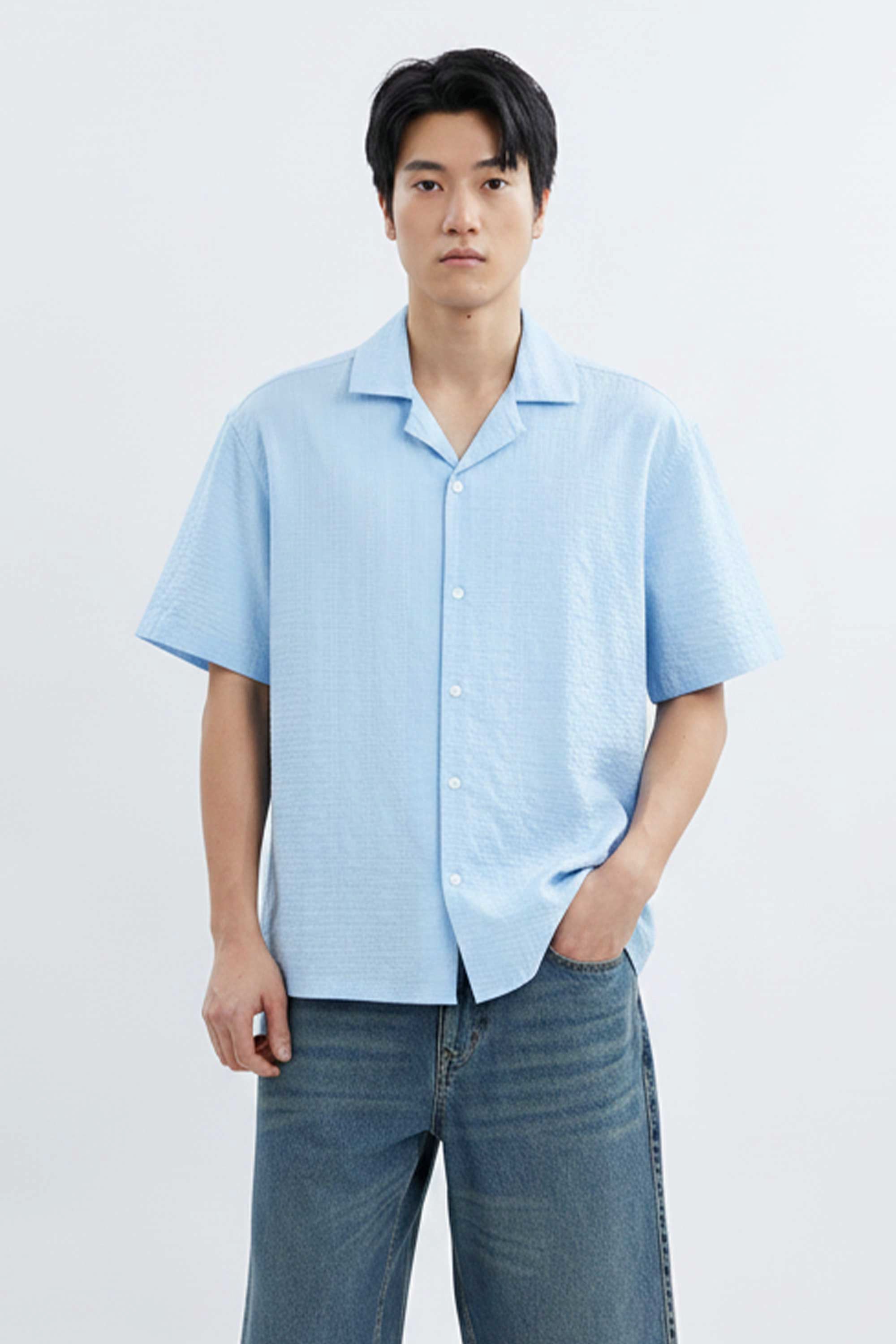 AIIZ Men's Texture Short Sleeve Shirt (Light Blue / S)
