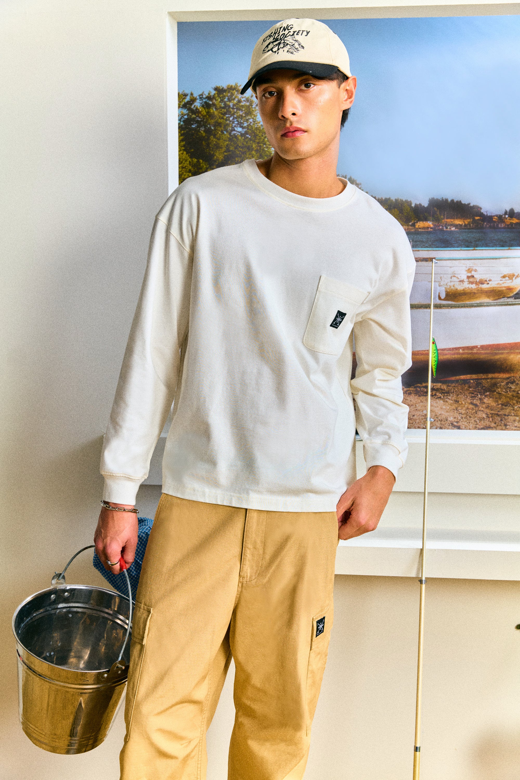 AIIZ Men’s Fishing Society Club Graphic Long Sleeve T-Shirt (Cream / S)