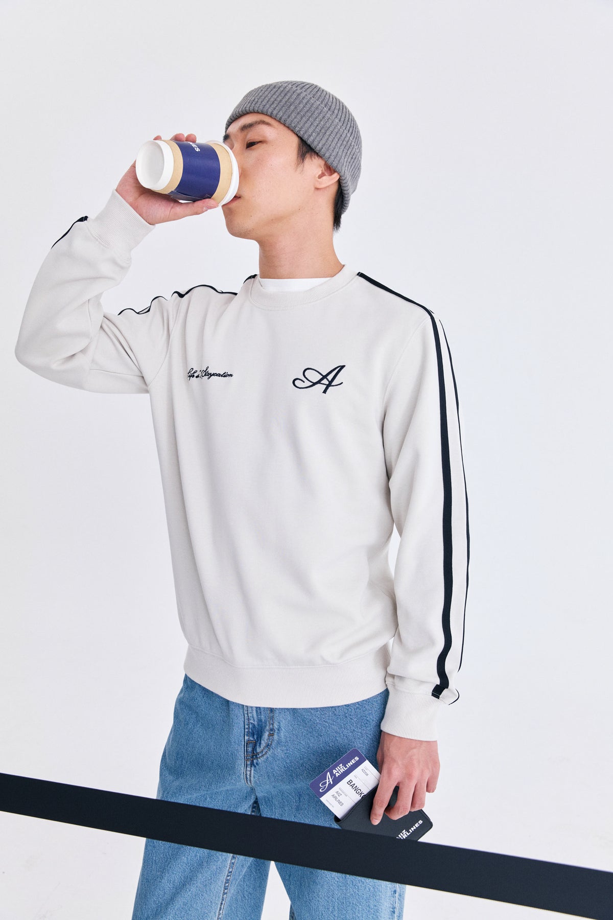AIIZ Men's Embroidered Logo Sweatshirt