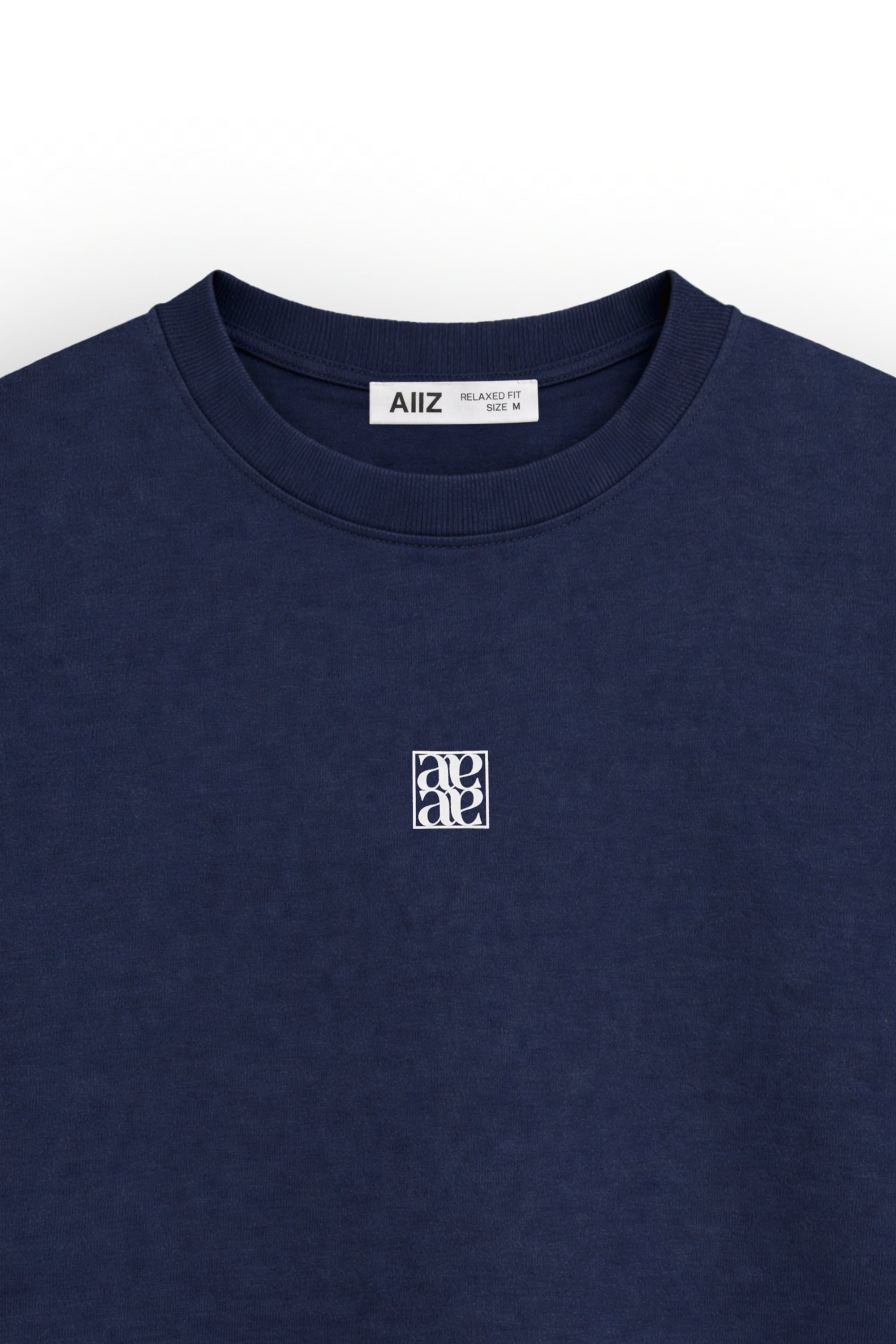 AIIZ Unisex Relaxed Crew Neck Graphic T-Shirt