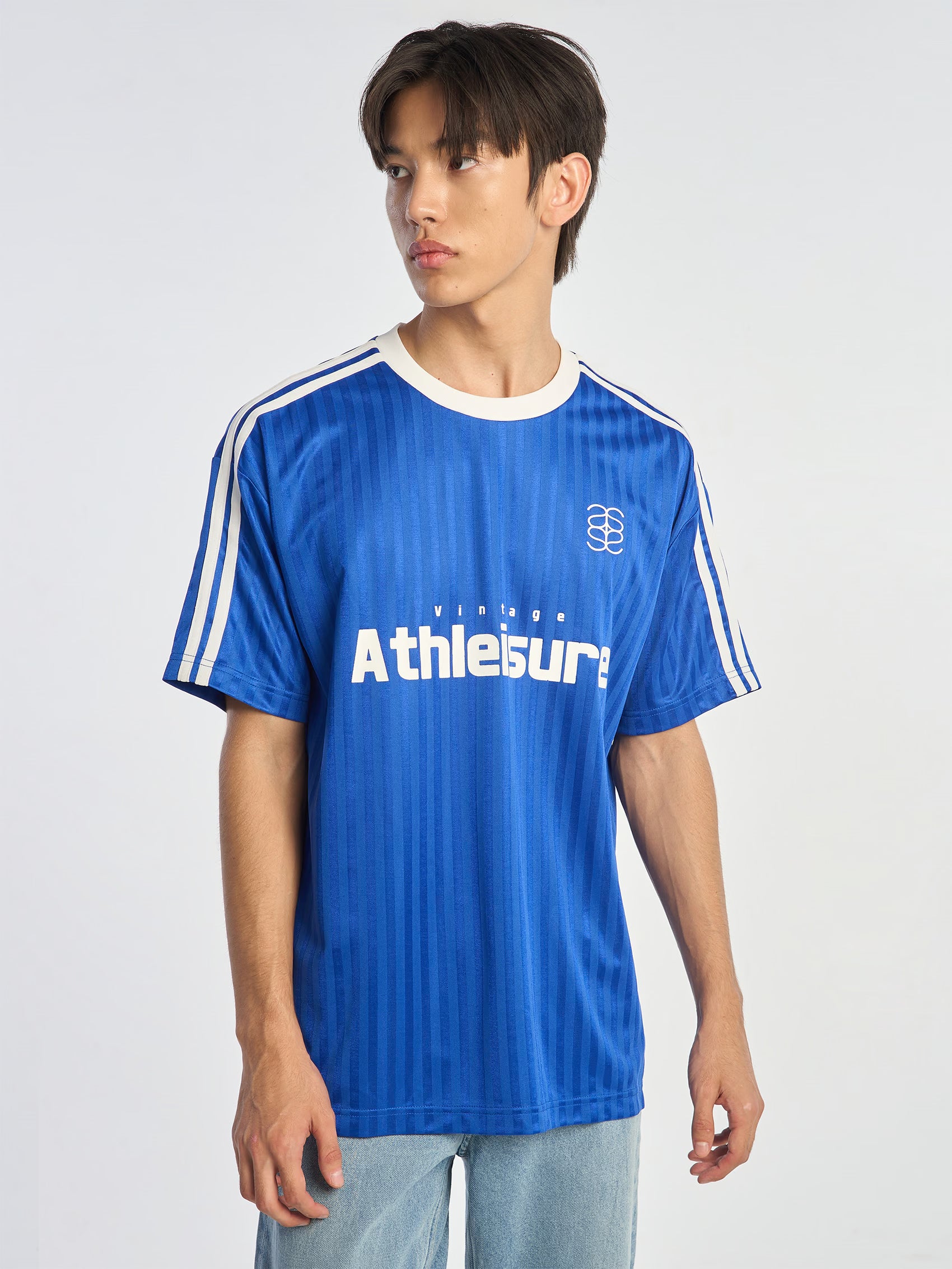 AIIZ Men's Pinstripe Tee (Dark Blue / S)