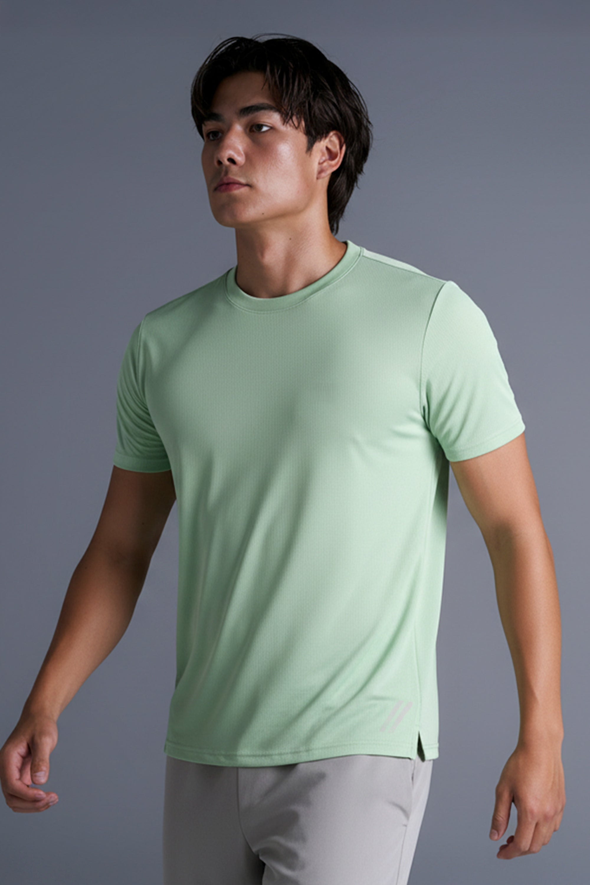 AIIZ Men's Quick Dry Active T-Shirt (Light Green / S)