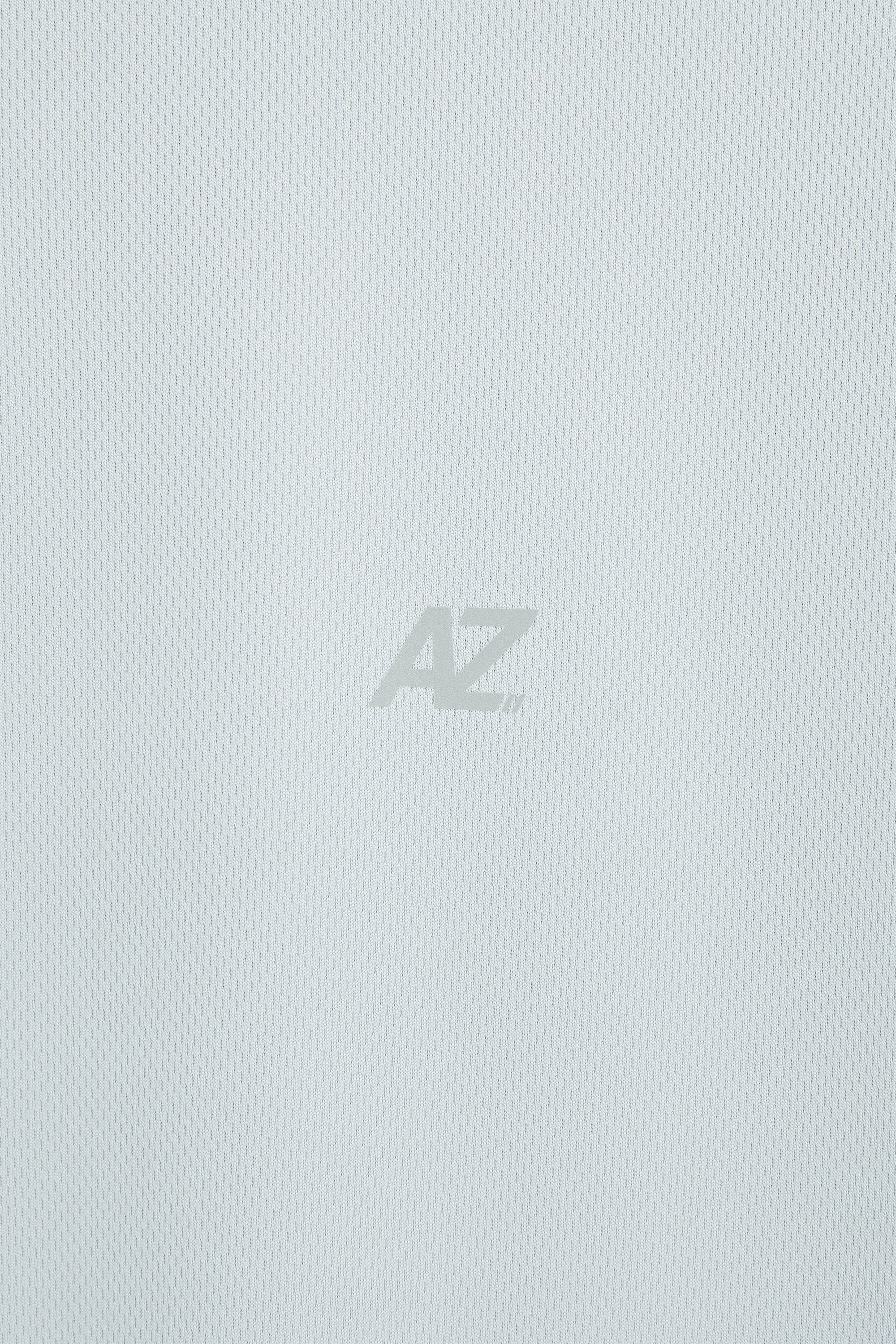 AIIZ Men's Performance Mesh Tee