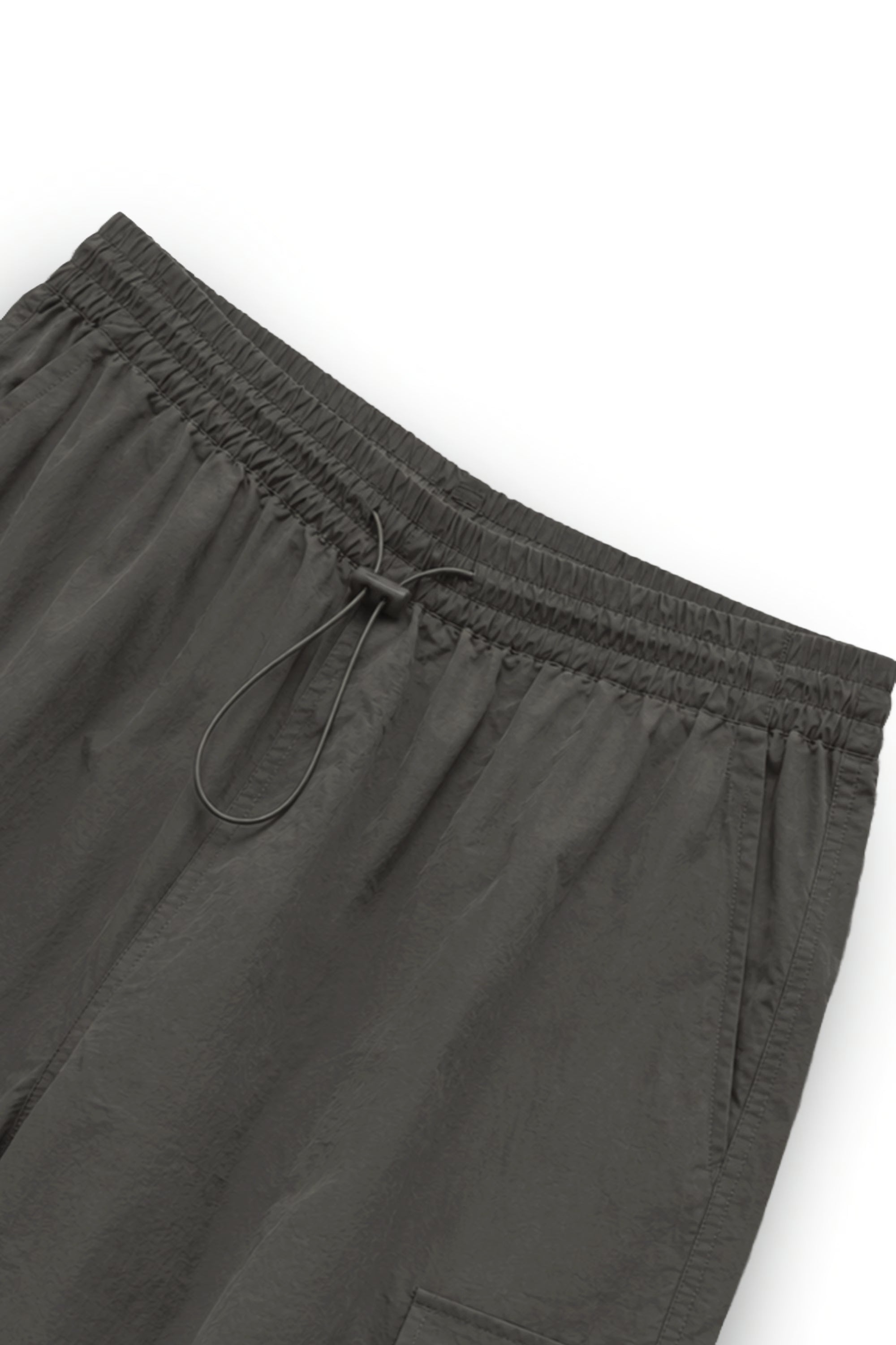 AIIZ Men's Nylon Cargo Pants