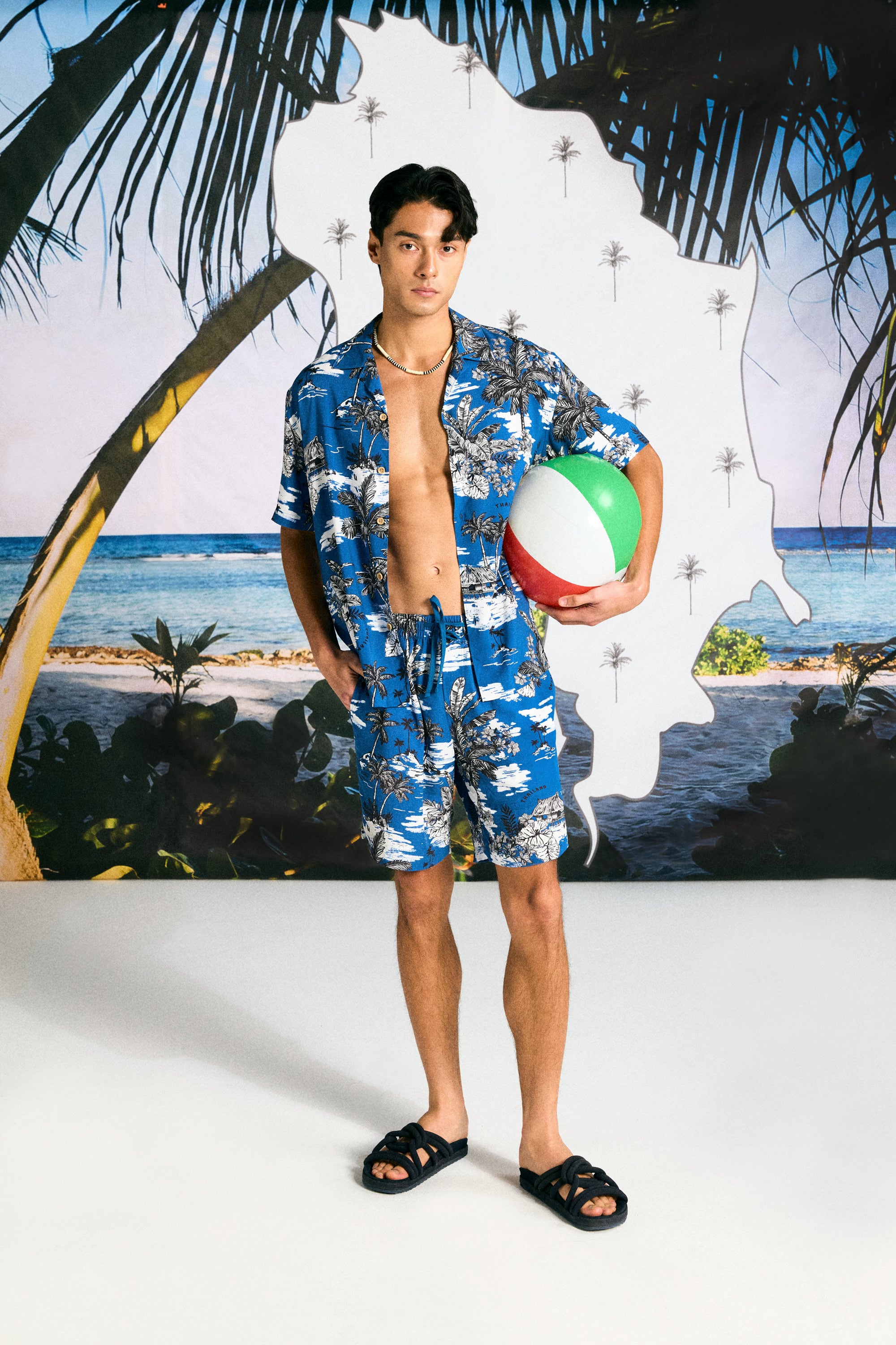 AIIZ Men’s Summer Print Shorts – 100% Rayon (Dark Blue / S)