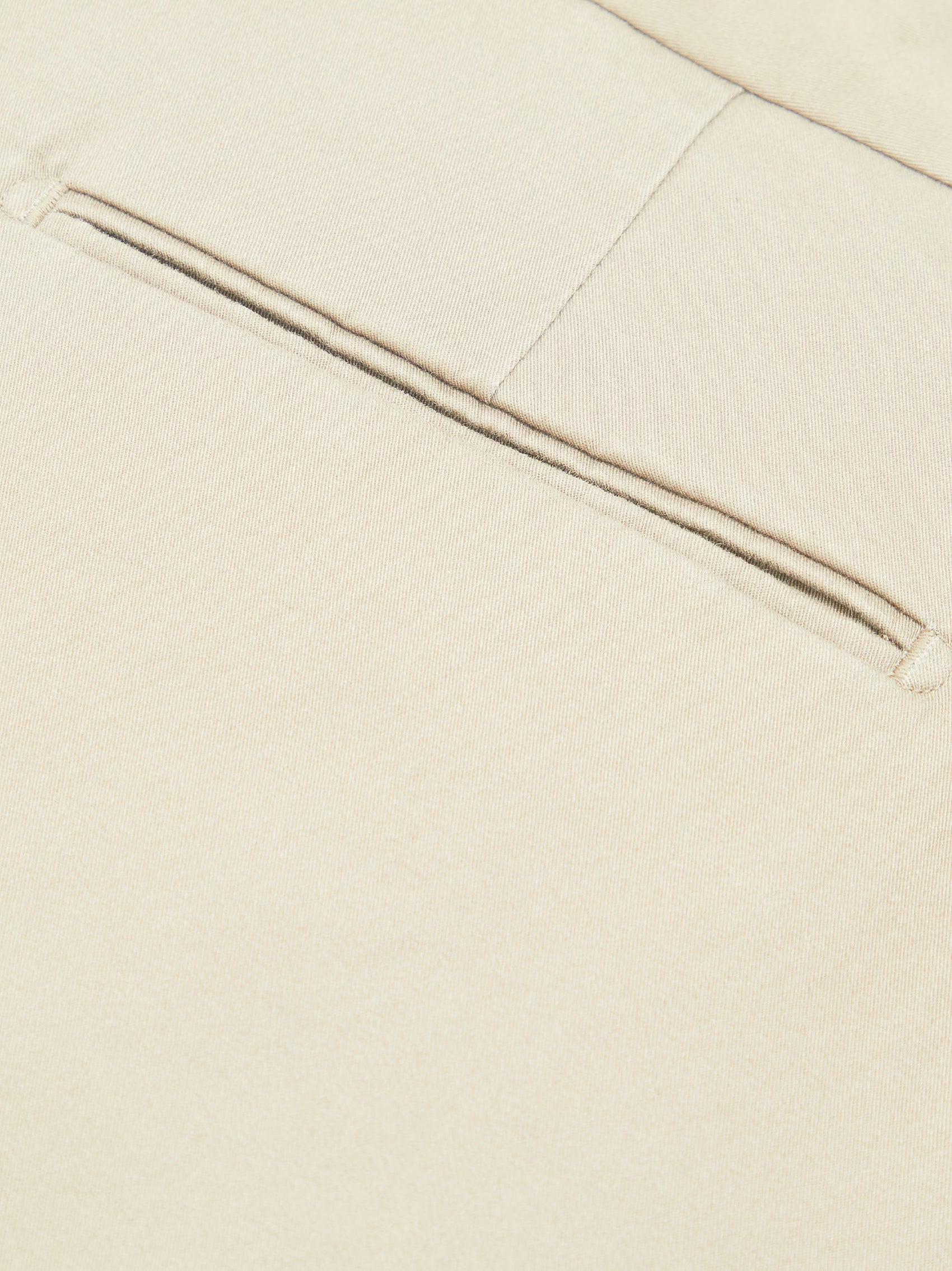 AIIZ Men's Chino Shorts