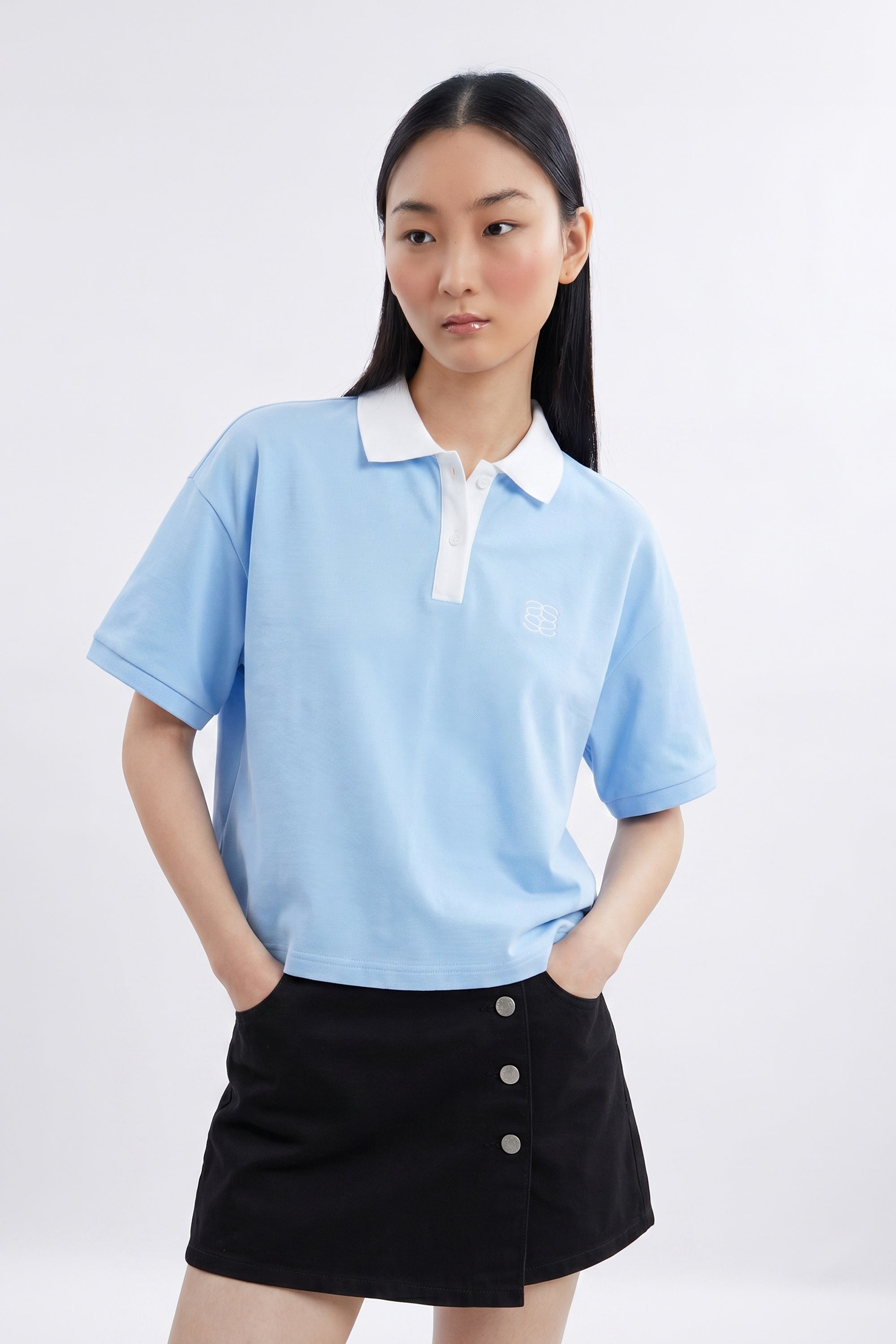 AIIZ Women’s Contrast Collar Polo Shirt (Light Blue / S)