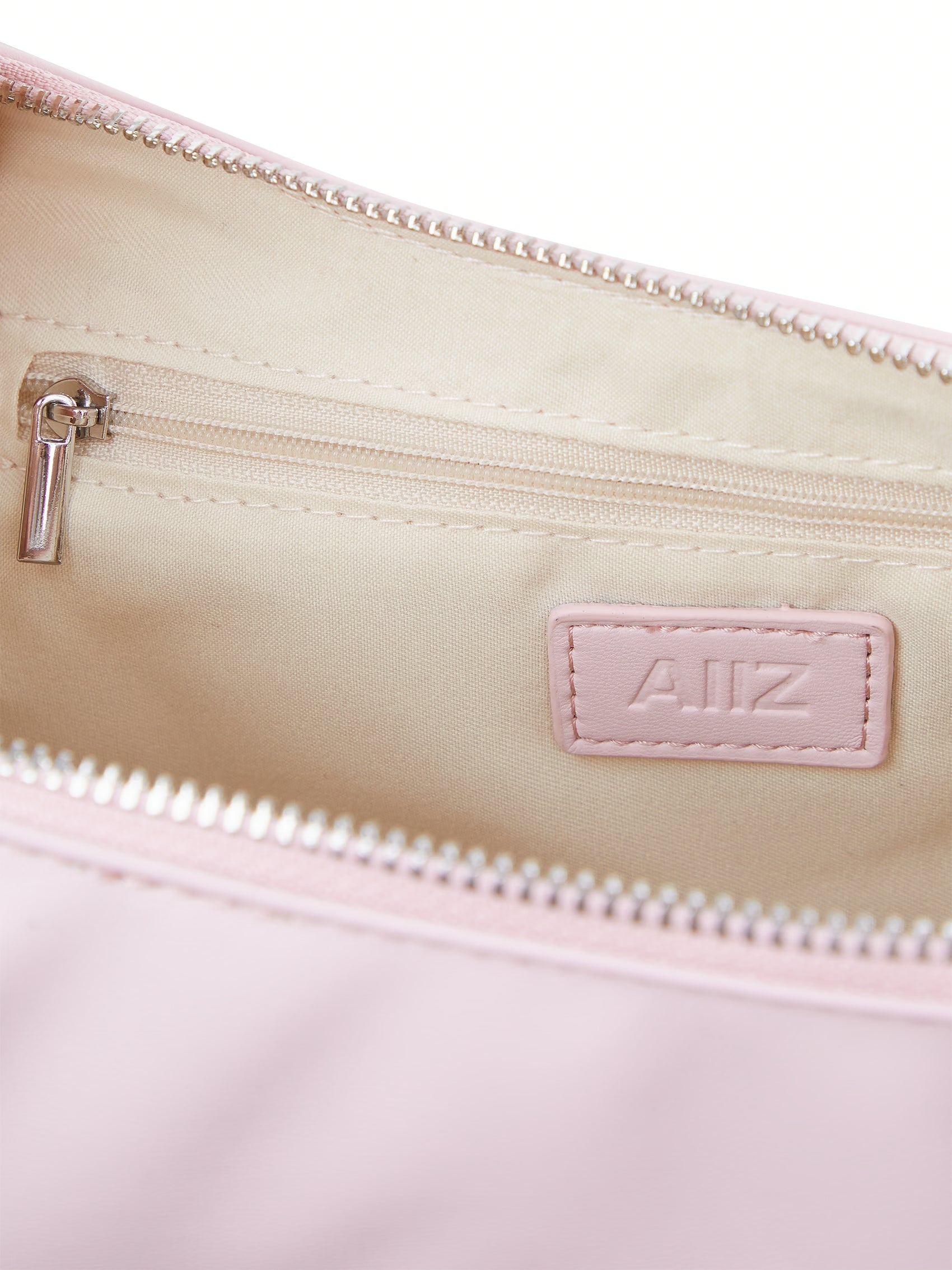 AIIZ Women's Plump Bag