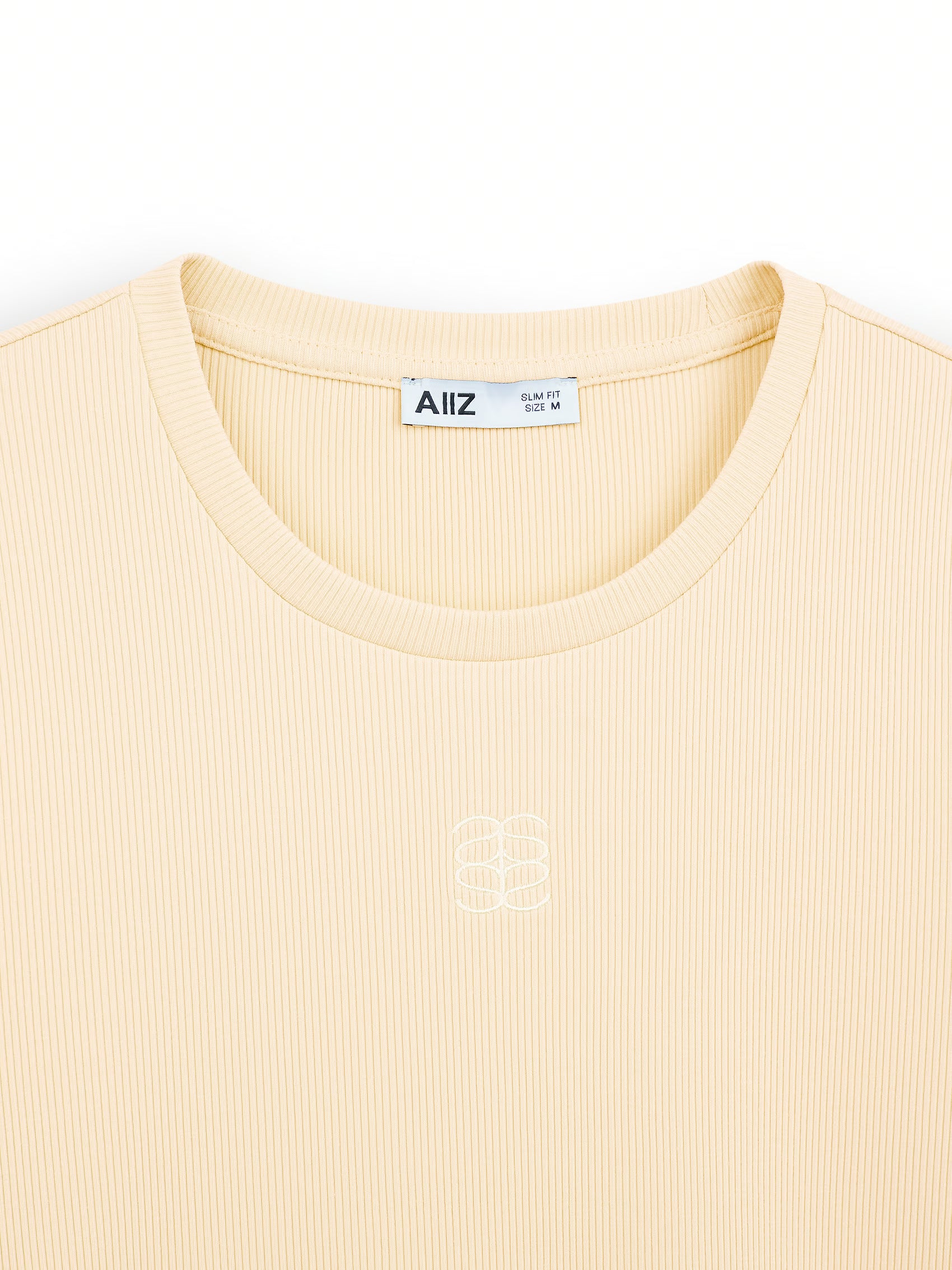 AIIZ Women's Fitted Crop T-Shirt