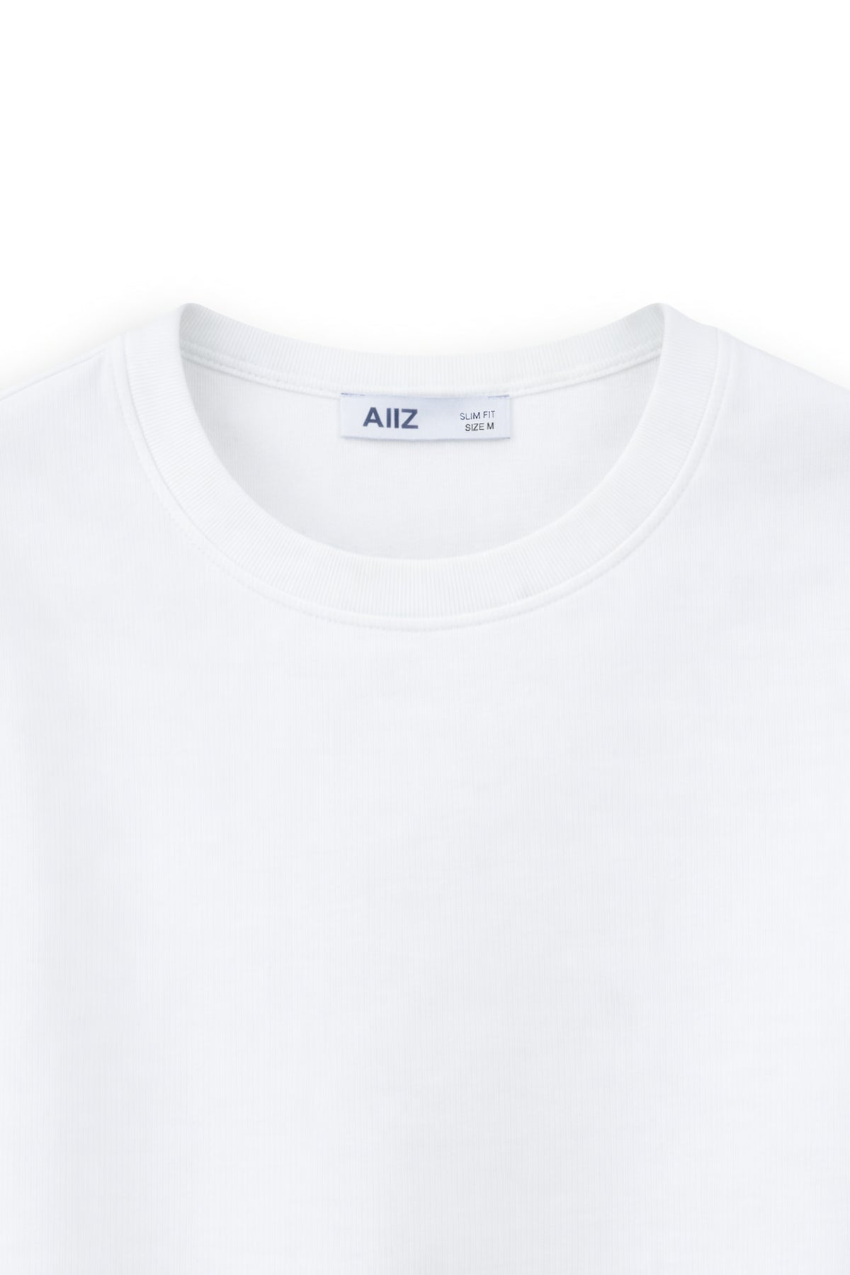 AIIZ Women's Fitted Crop T-Shirt