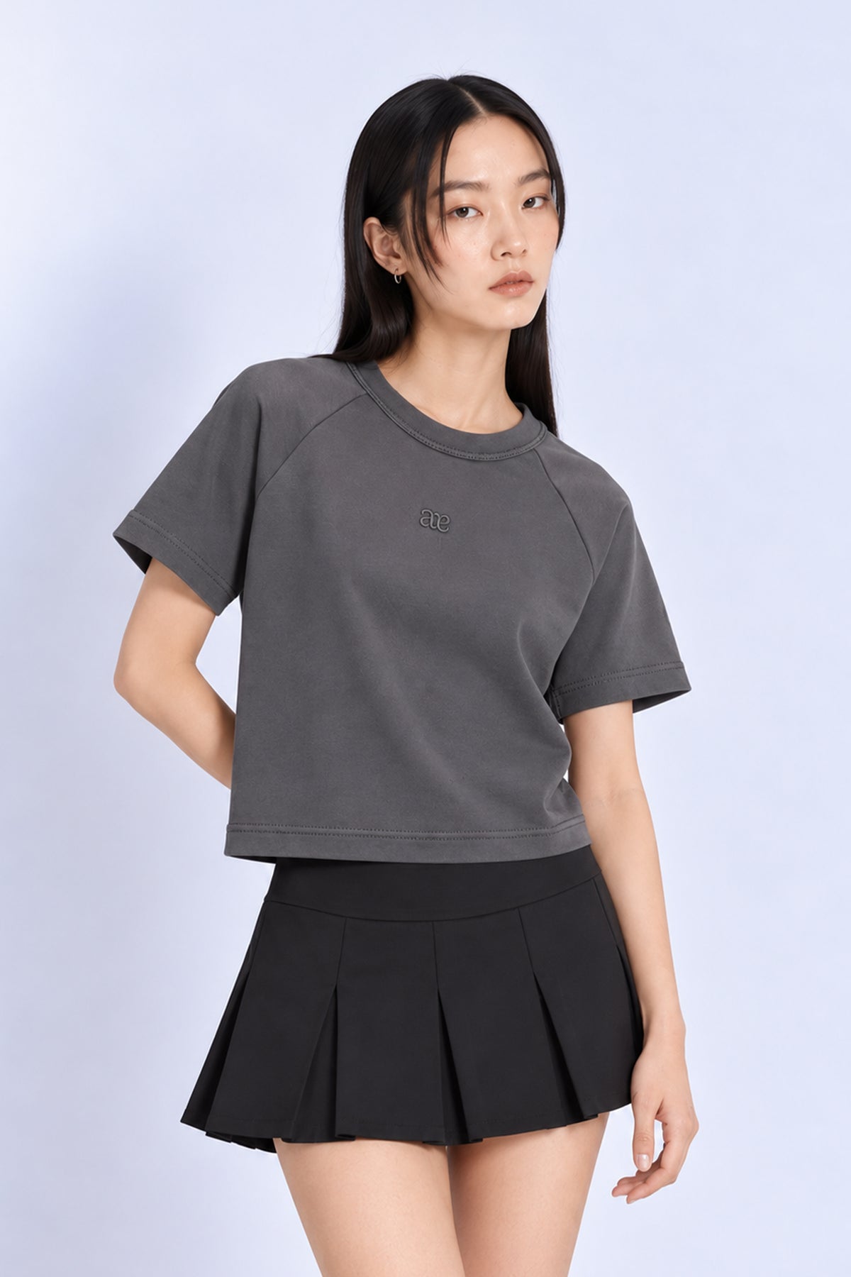 AIIZ Women’s Raglan Tee