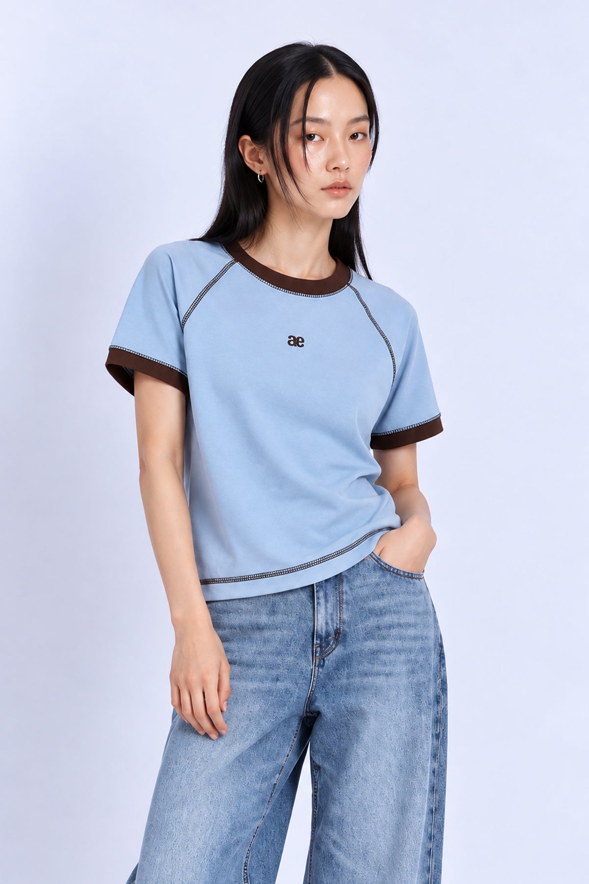 AIIZ Women’s Raglan Tee (Light Blue / S)