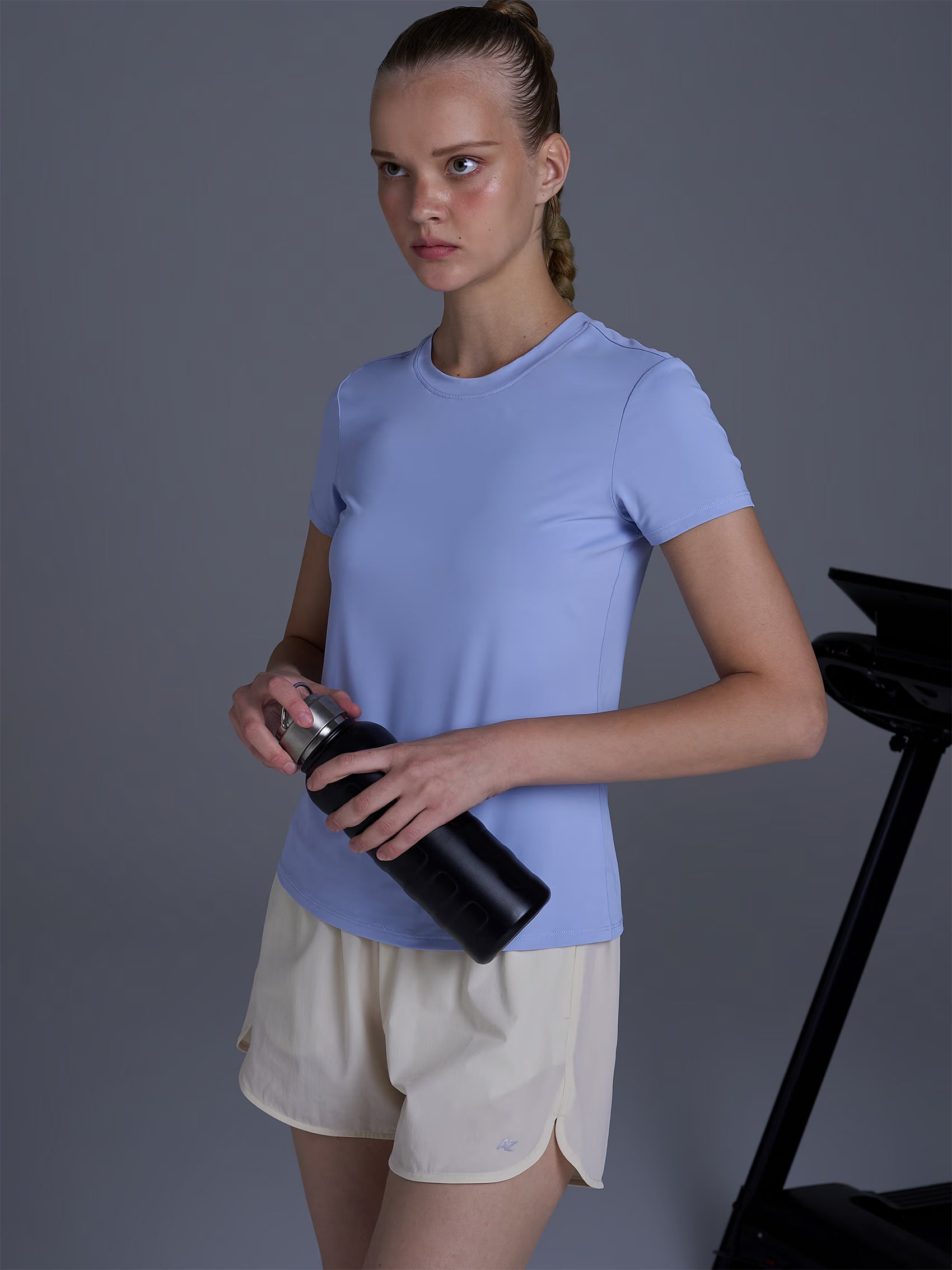 AIIZ Women's Active T-Shirt (Light Blue / S)