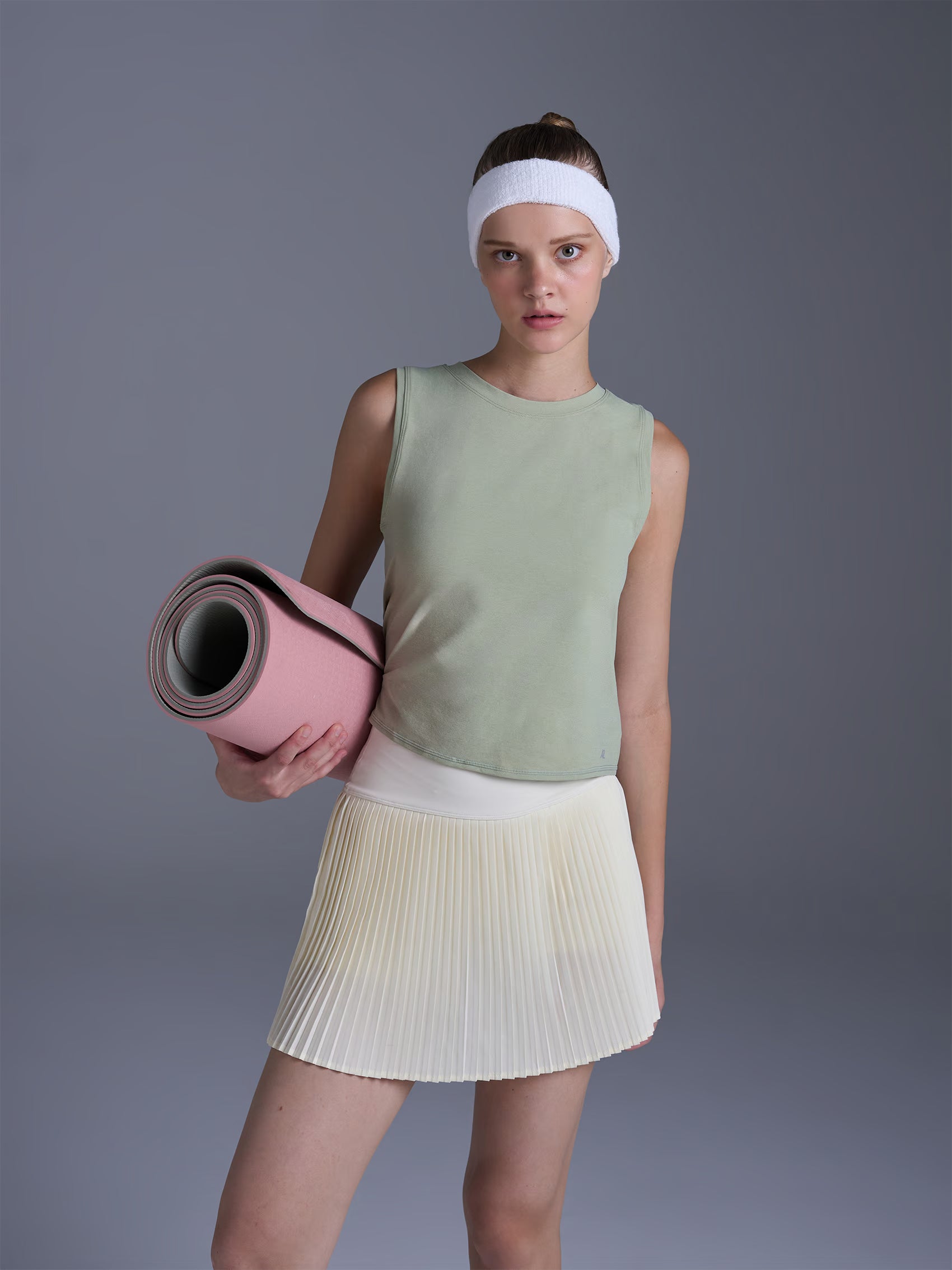 AIIZ Women's Lightweight Active Sleeveless Top