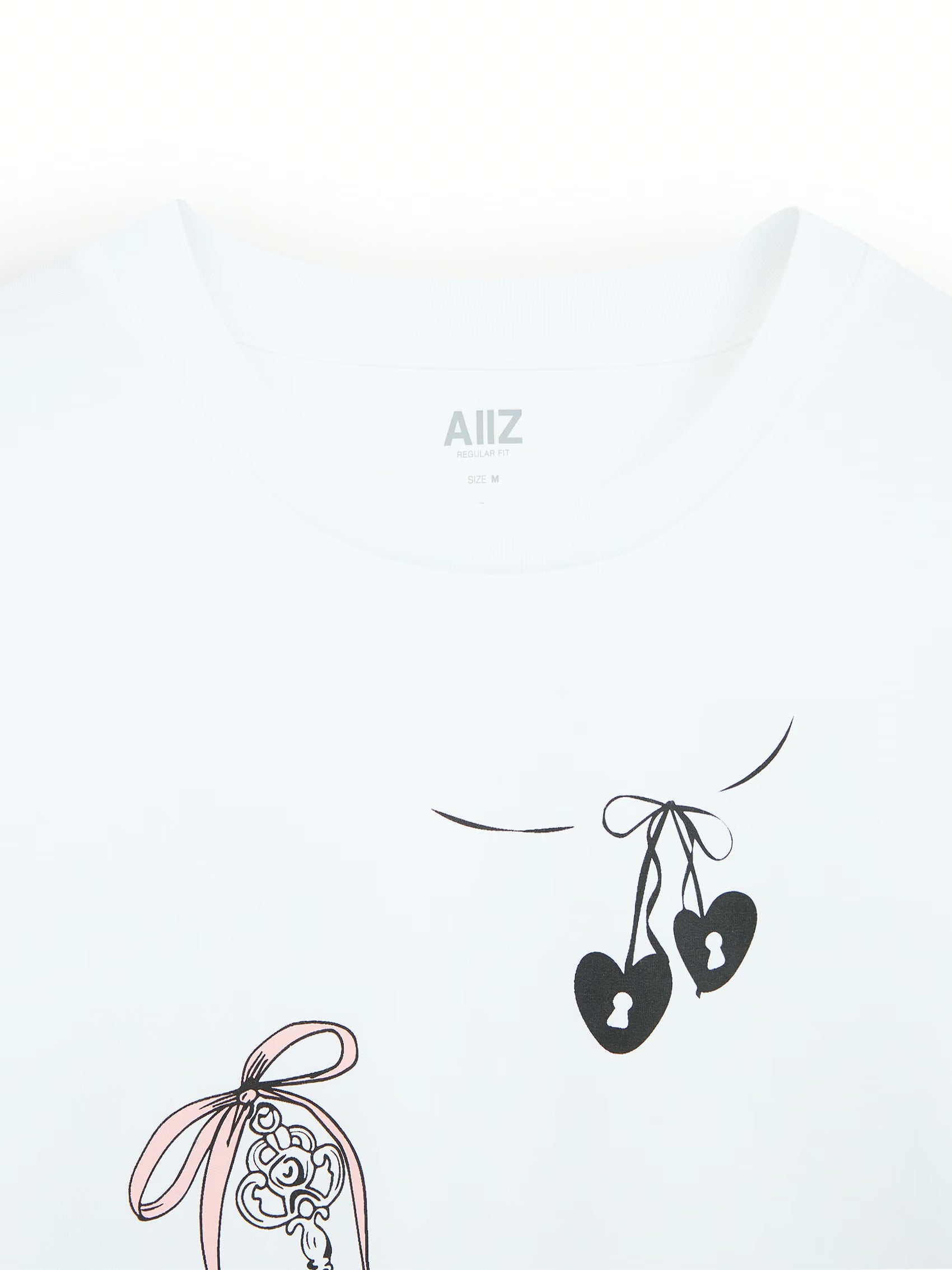 AIIZ Women's Locket Heart Graphic T-Shirt